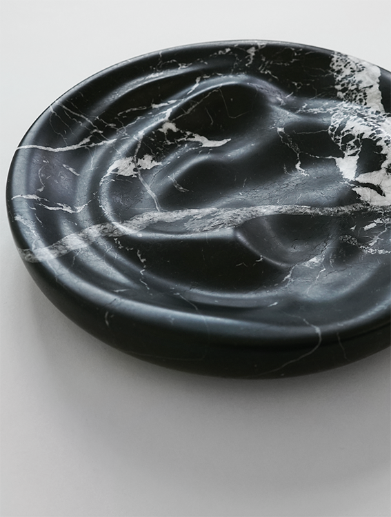 hein-studio-ripple-bowl-bol-marbre-noir-30-cm image 4
