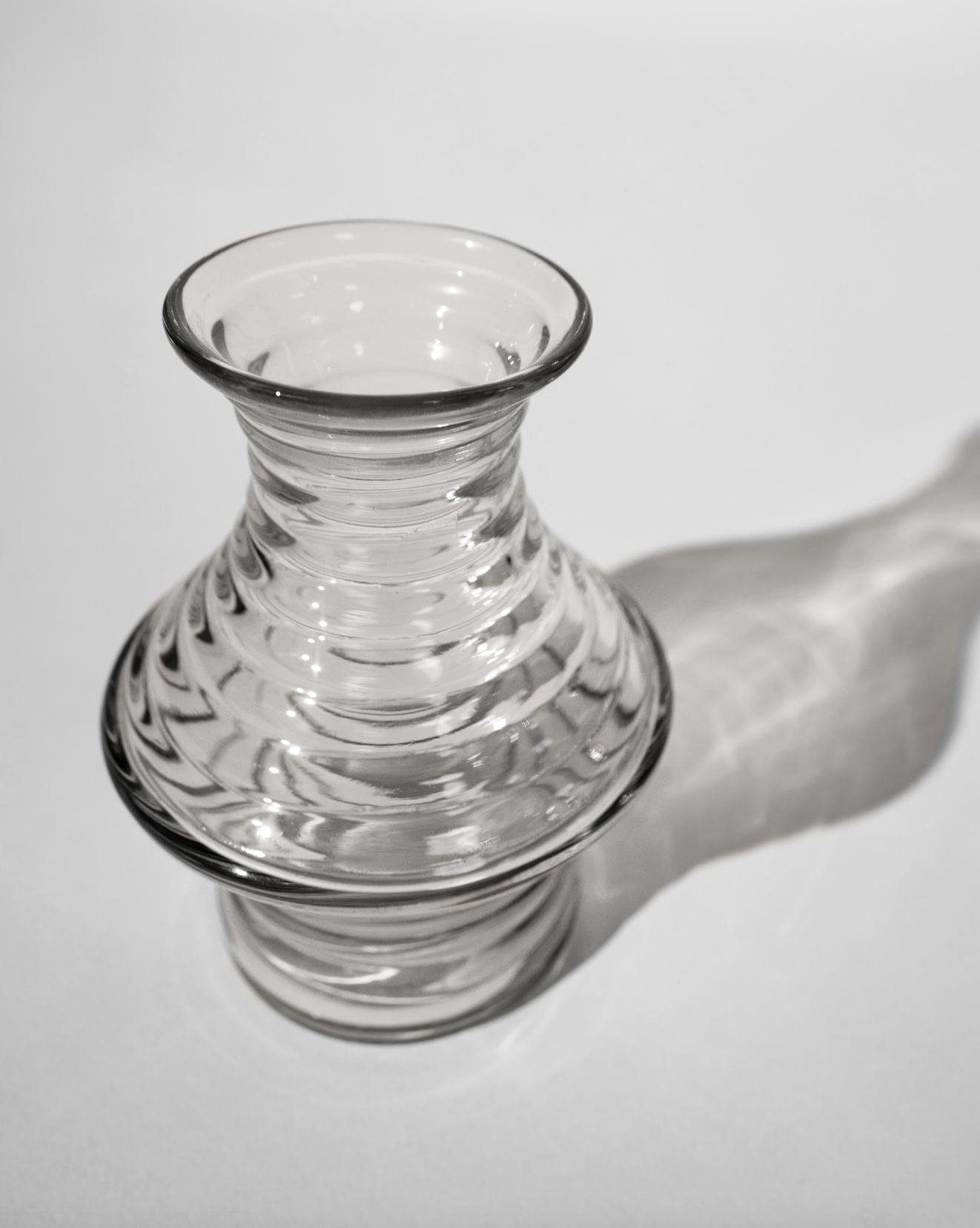 hein-studio-kyoto-vase-small-vase-verre-transparent-14-5-cm image 3