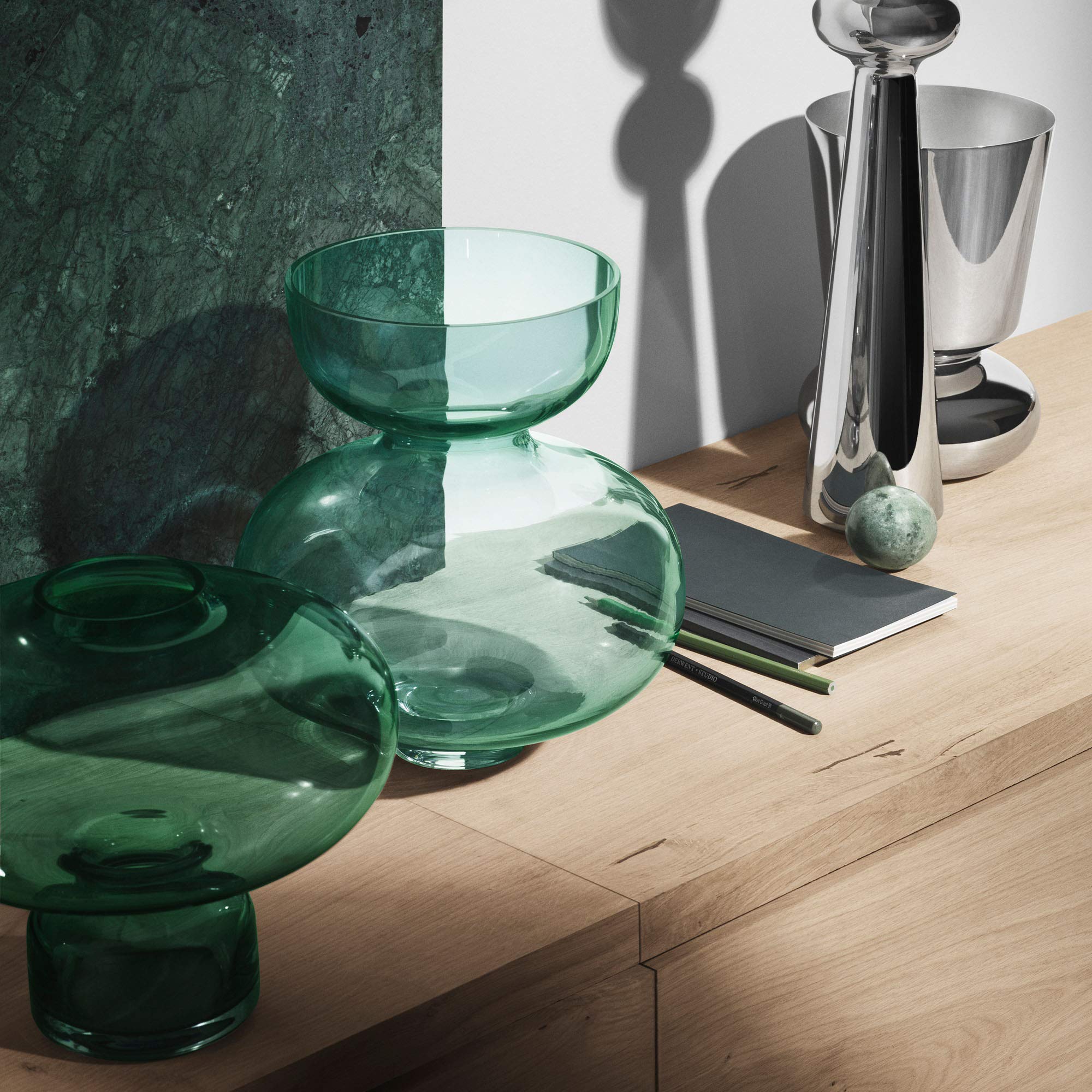 georg-jensen-alfredo-vase-en-verre-20-cm-vert image 5