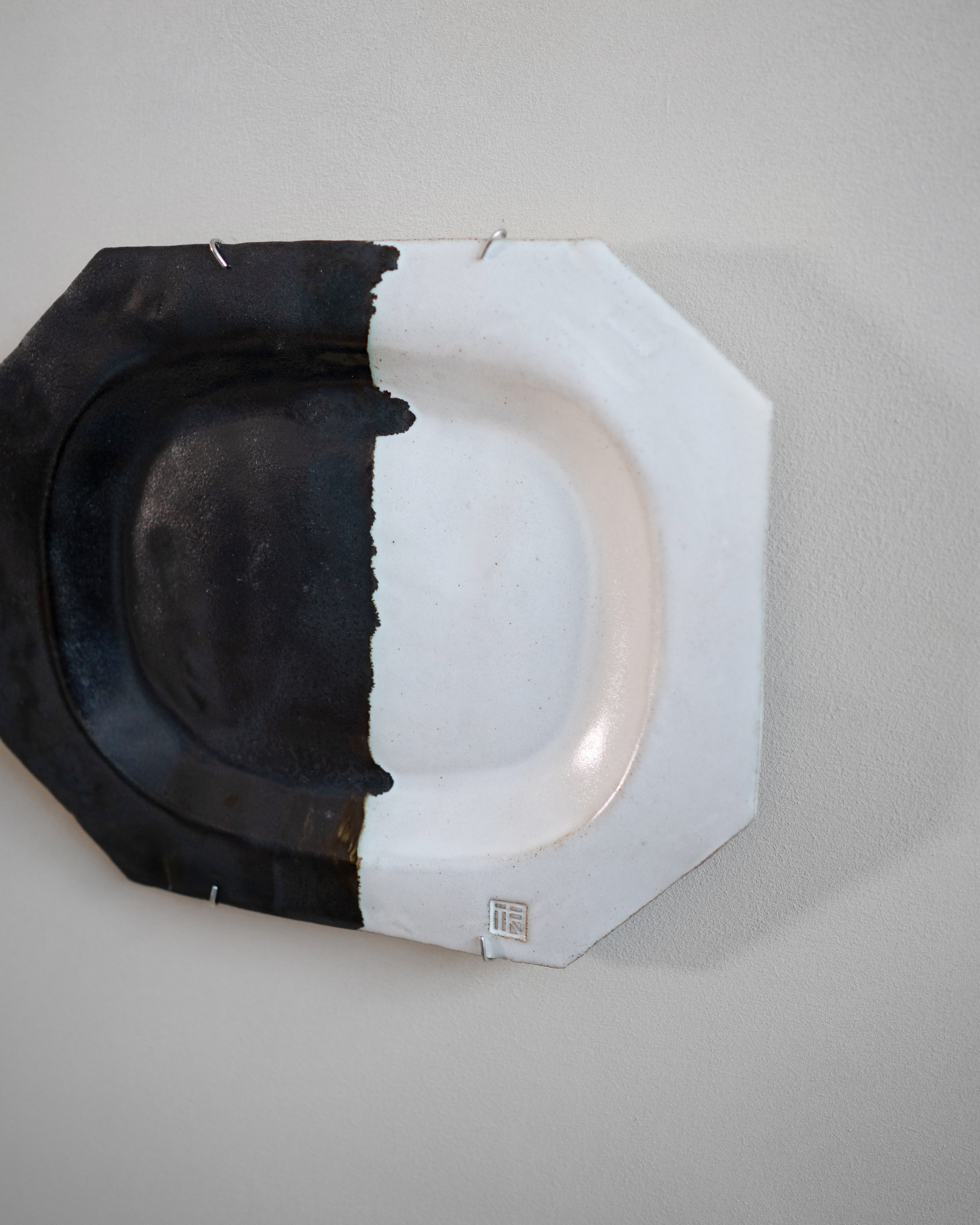 hein-studio-arts-assiette-murale-gr-s-26-cm-pi-ce-unique-5 image 2