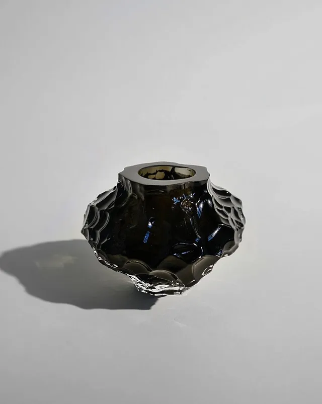 hein-studio-canyon-mini-vase-verre-new-smoke-8-cm image 1