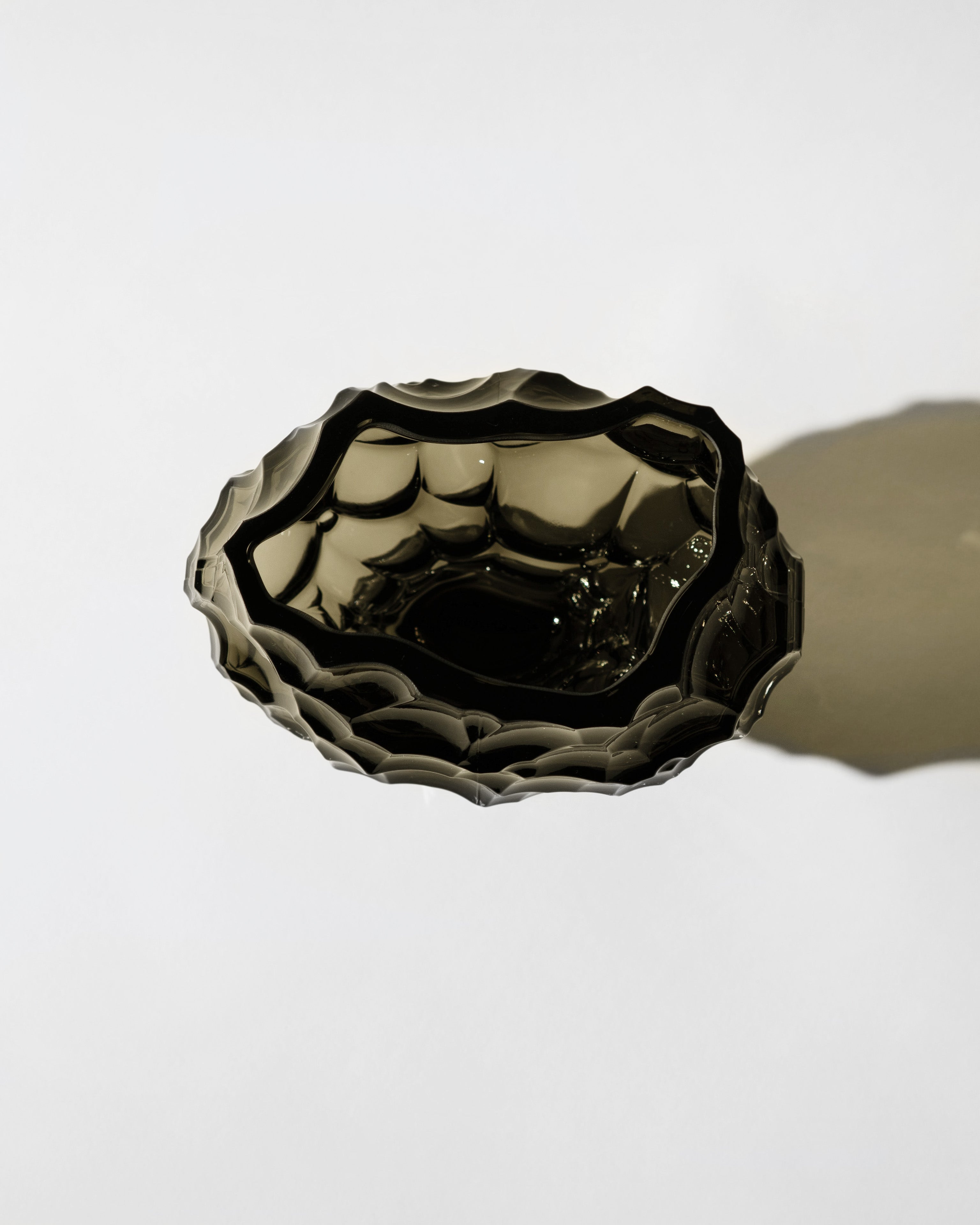 hein-studio-canyon-medium-vase-verre-fum-souffl image 5