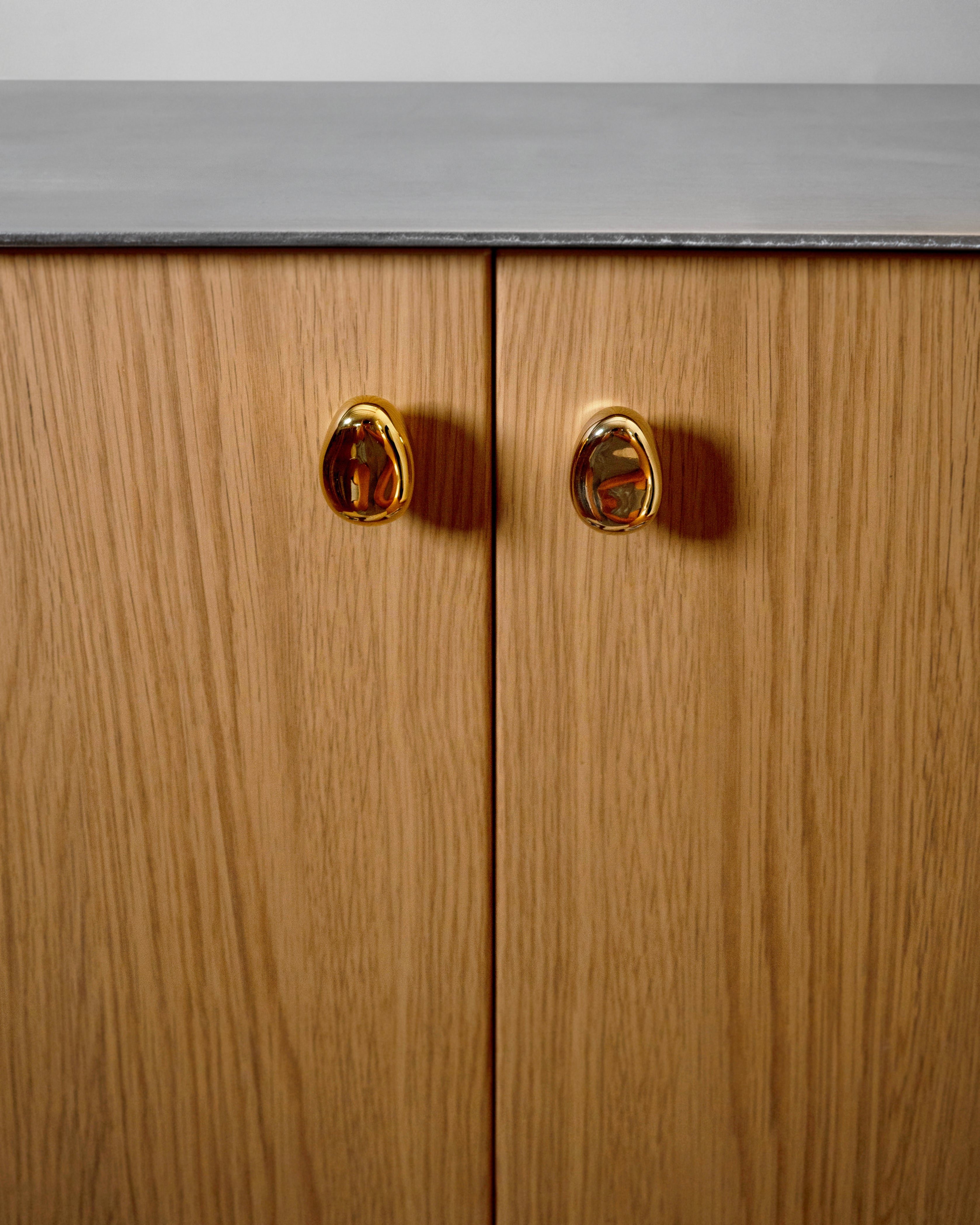 hein-studio-rud-bouton-laiton-massif-brass image 3