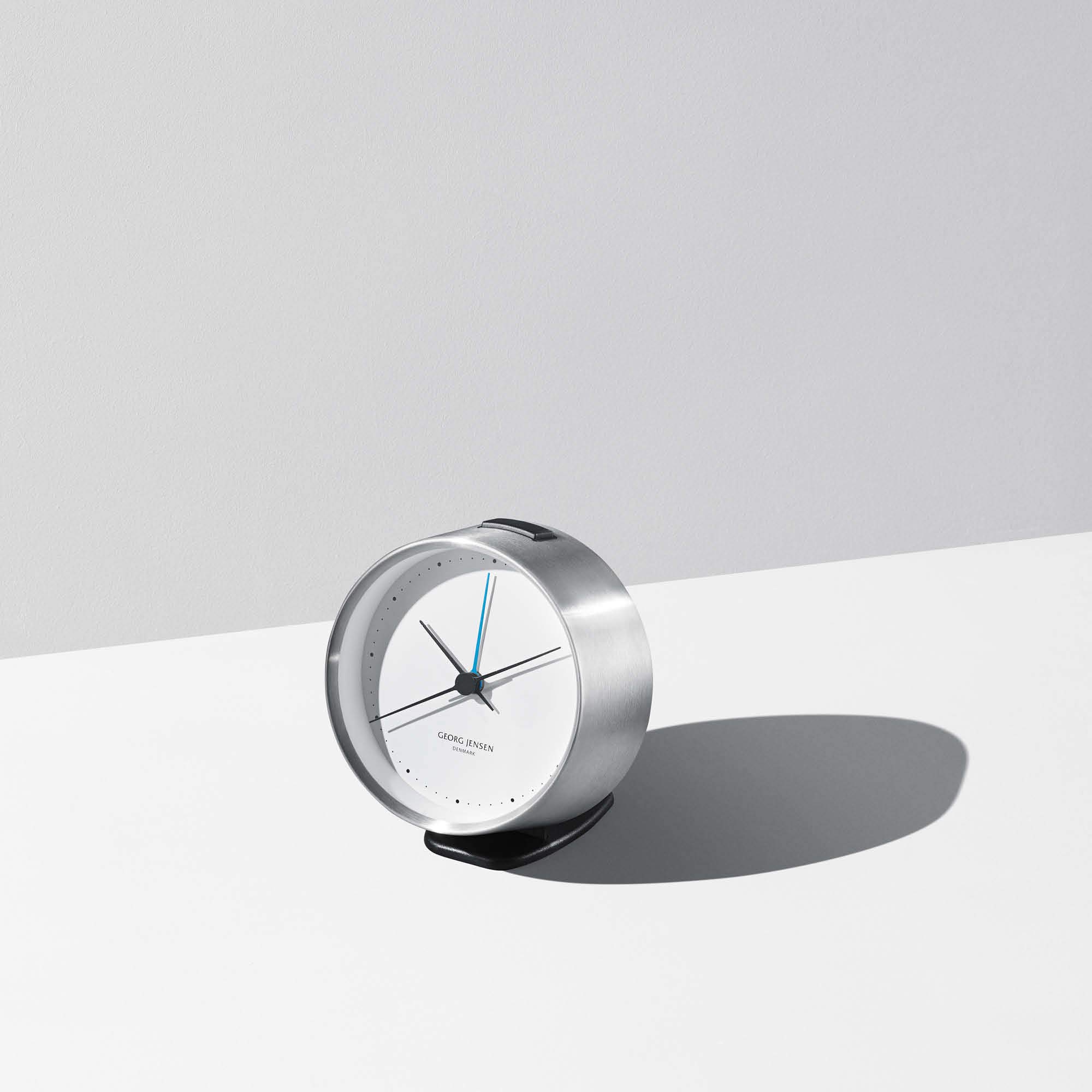 georg-jensen-koppel-r-veil-quartz-inox-cadran-blanc-alarme image 4