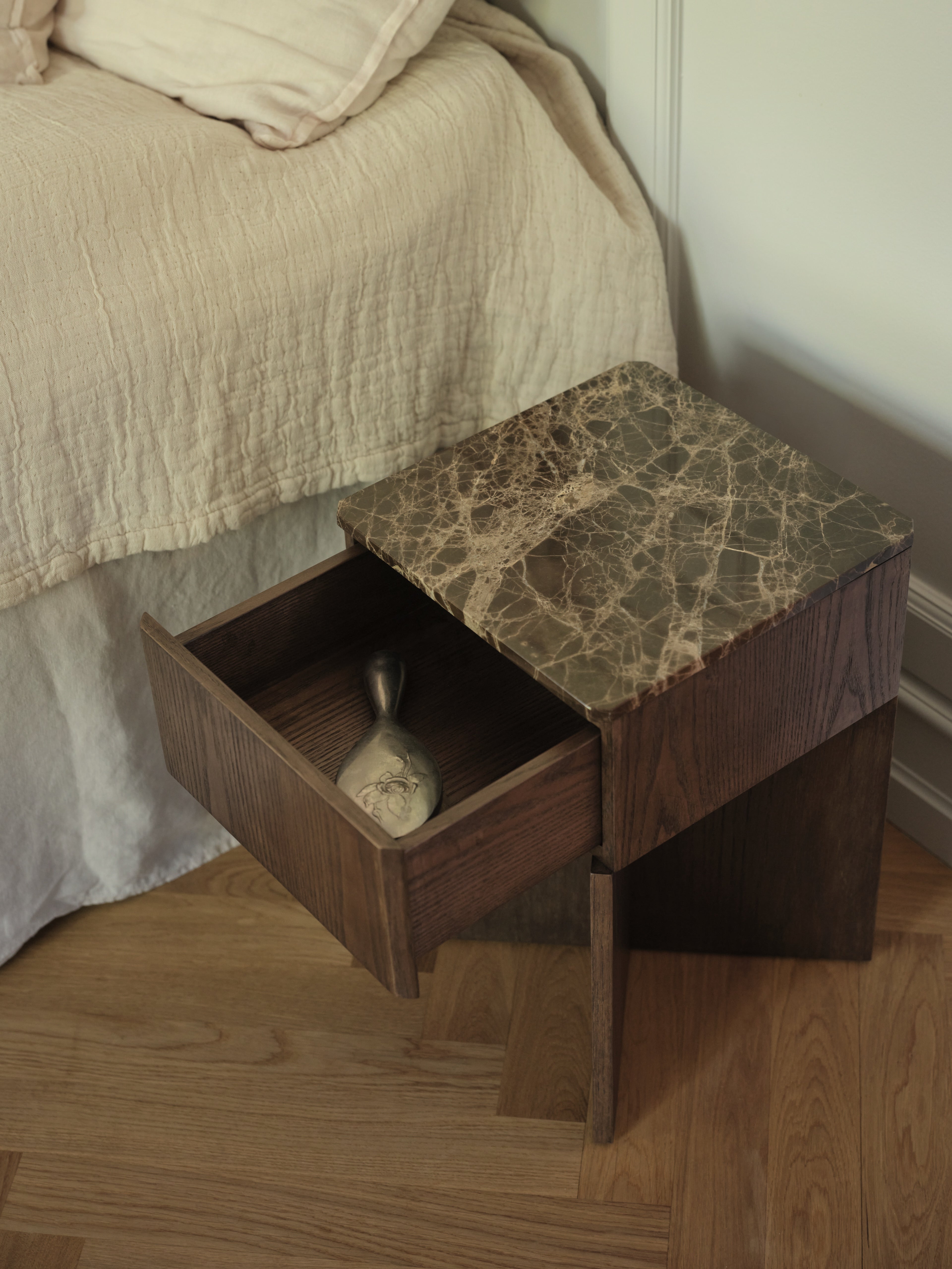 gejst-tava-table-d-appoint-ch-ne-fonc-tiroir image 2