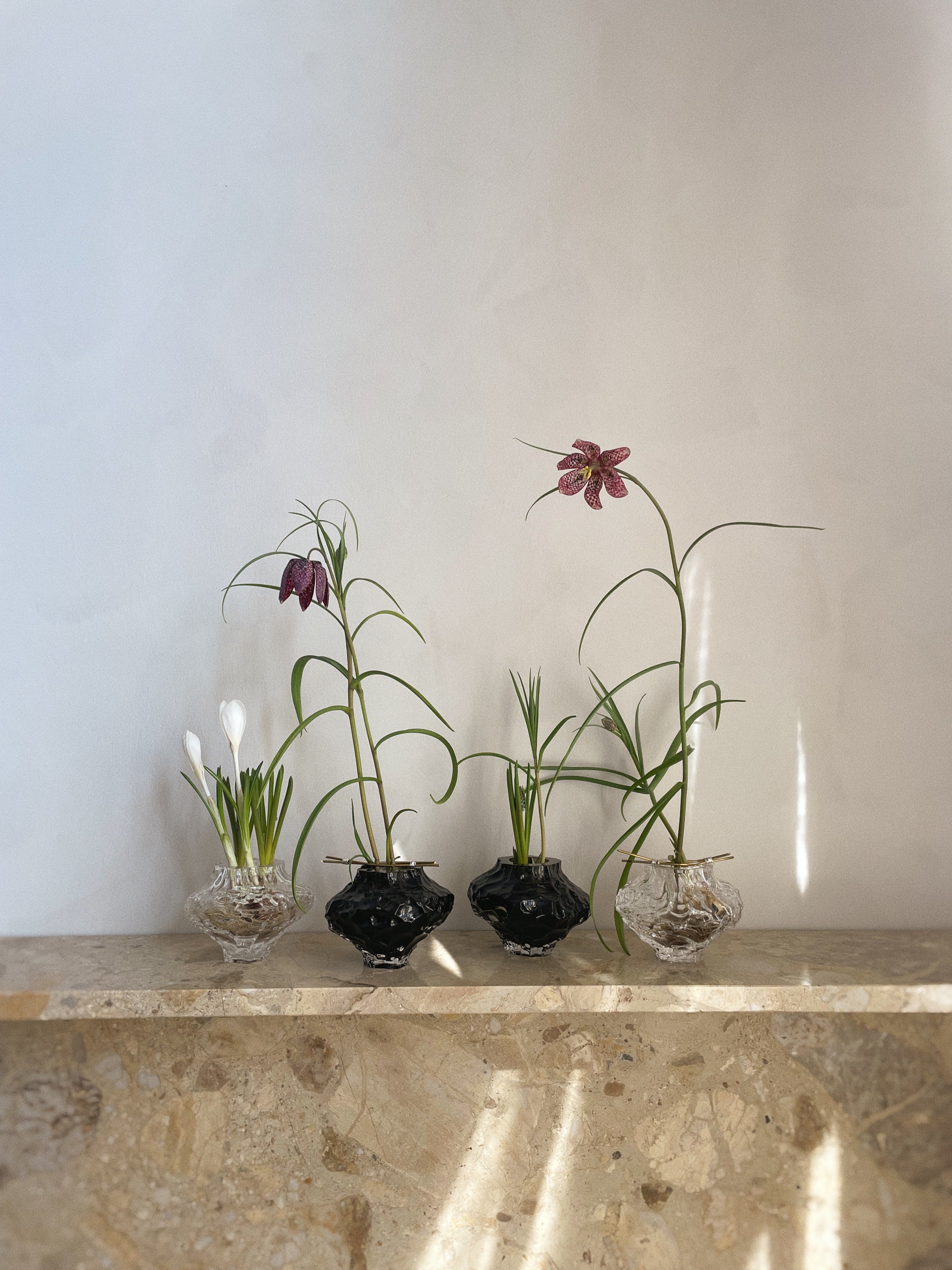 hein-studio-canyon-mini-vase-verre-new-smoke-8-cm image 4