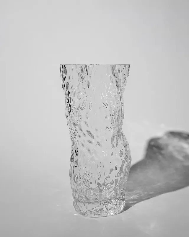 hein-studio-ostrea-vase-verre-transparent-30-cm image 1
