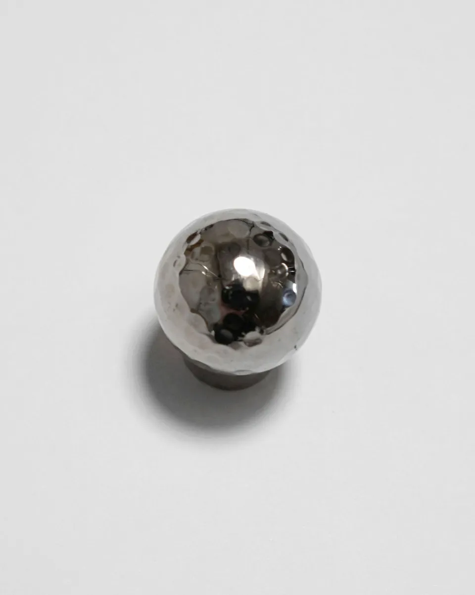 hein-studio-noah-bouton-meuble-titane-laiton-2-2-cm image 1