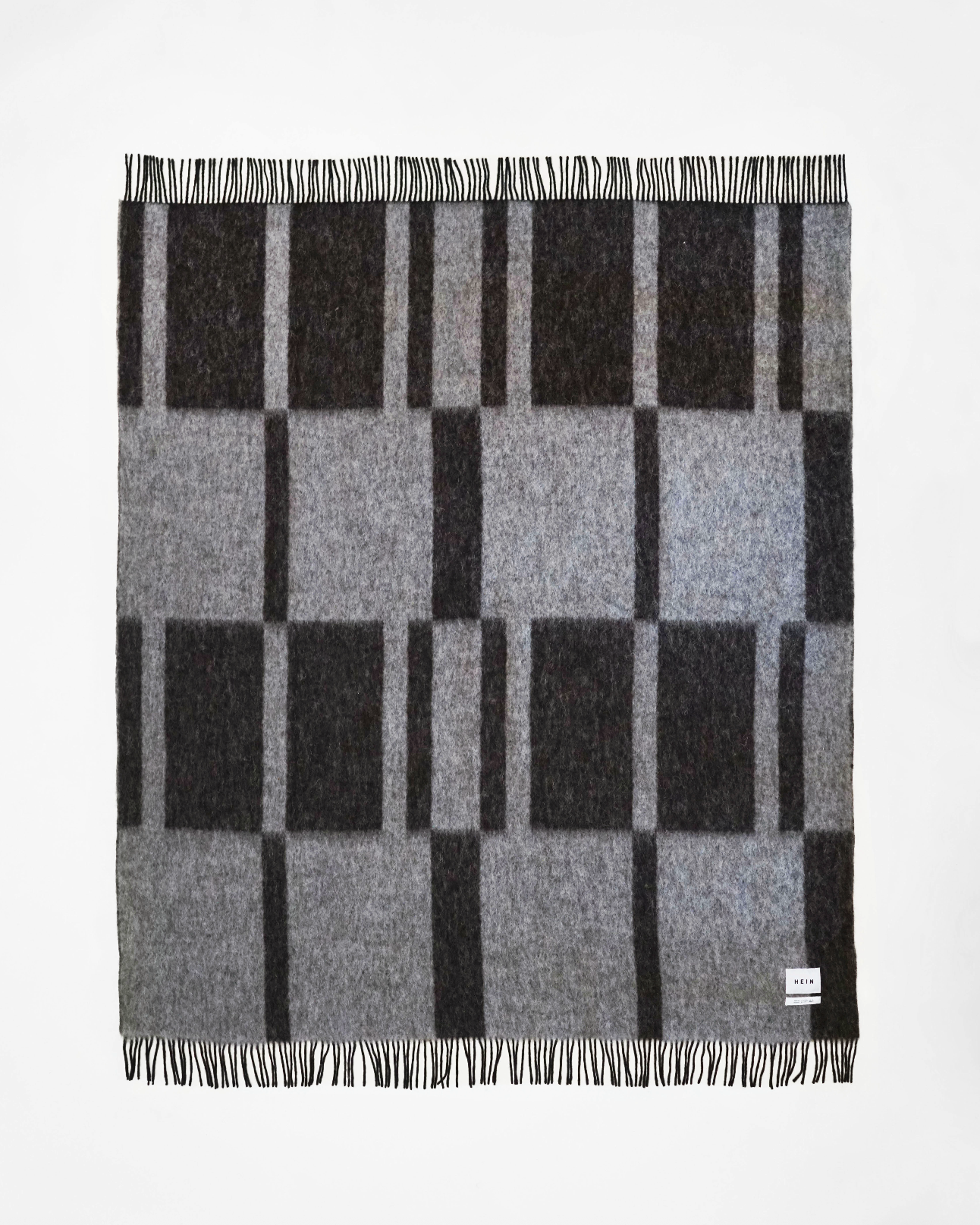 hein-studio-uma-plaid-140x180-marron-tissage-pais image 1