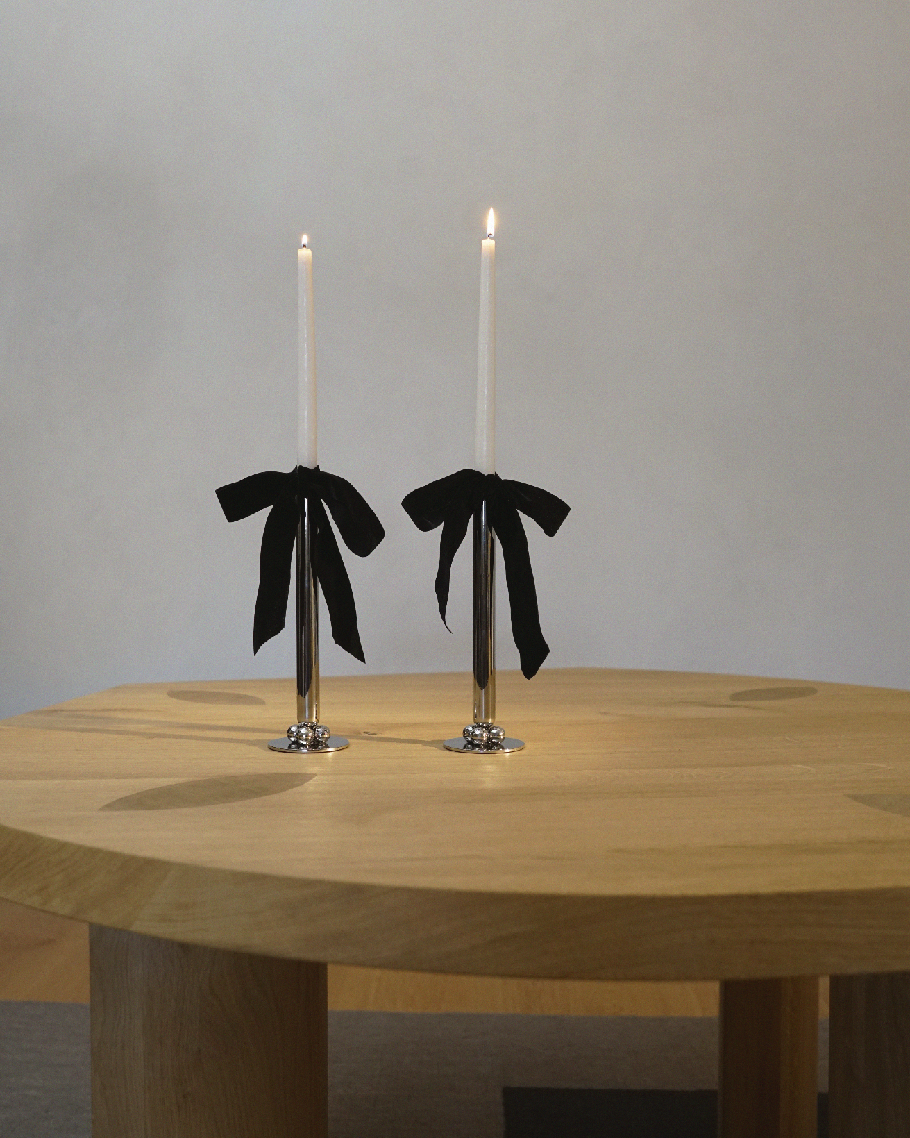 hein-studio-lilo-vase-bougeoir-laiton-titane-28cm image 3