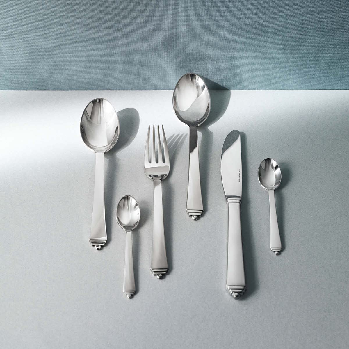 georg-jensen-pyramid-cuill-re-de-table-inox-miroir image 2