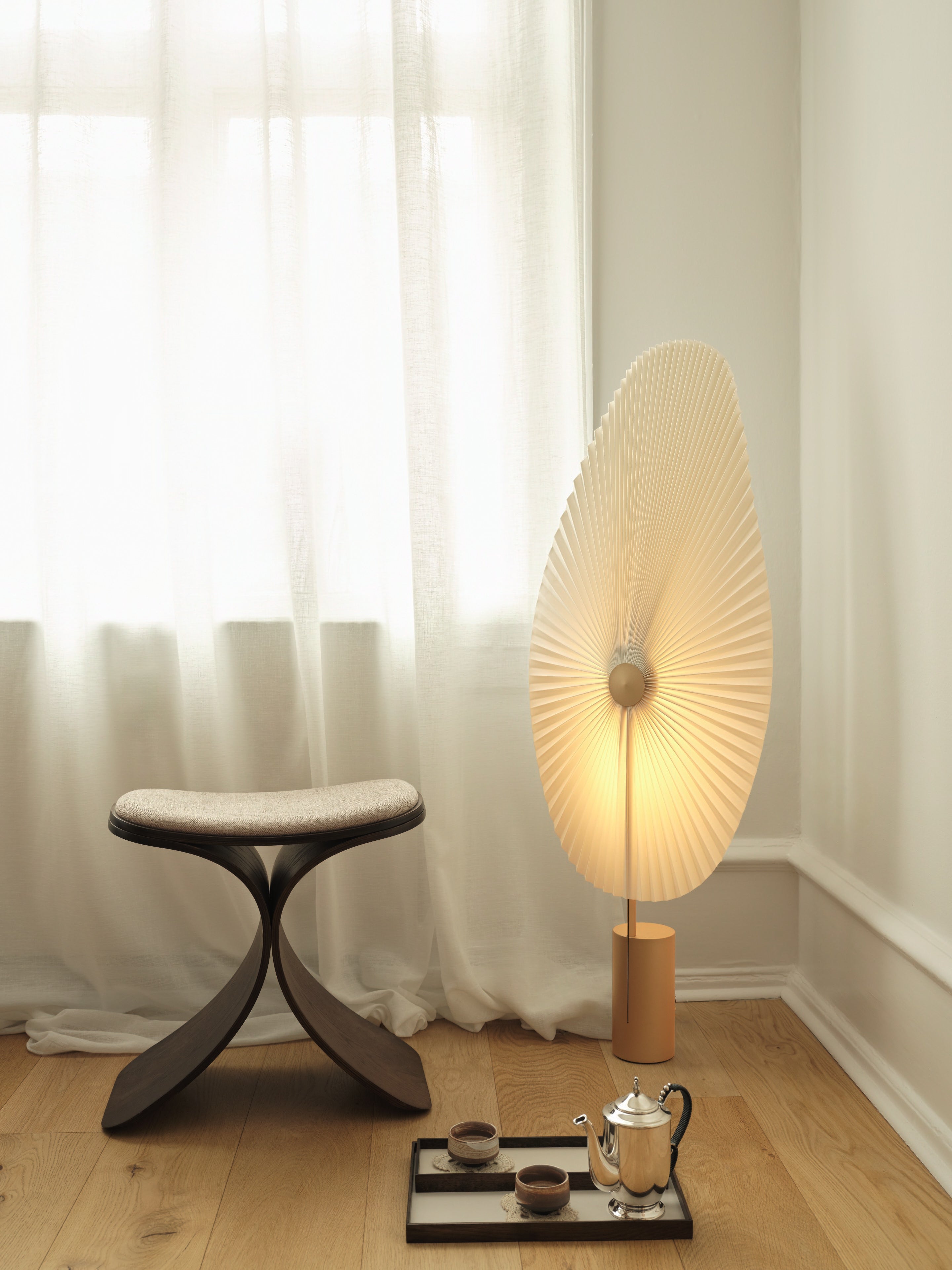 gejst-liris-light-lampadaire-laiton-avec-variateur image 2