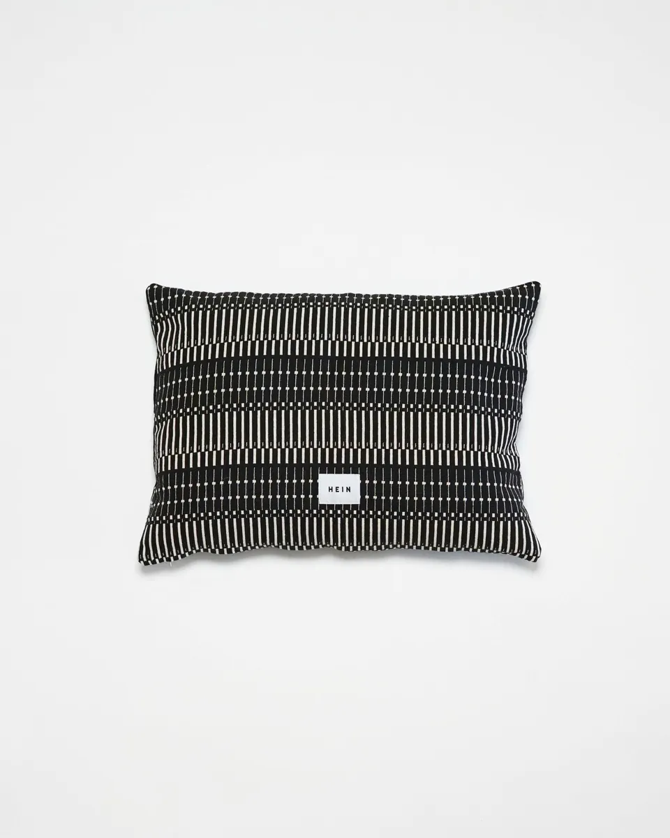hein-studio-norma-coussin-50x70-black-brown-jacquard image 1