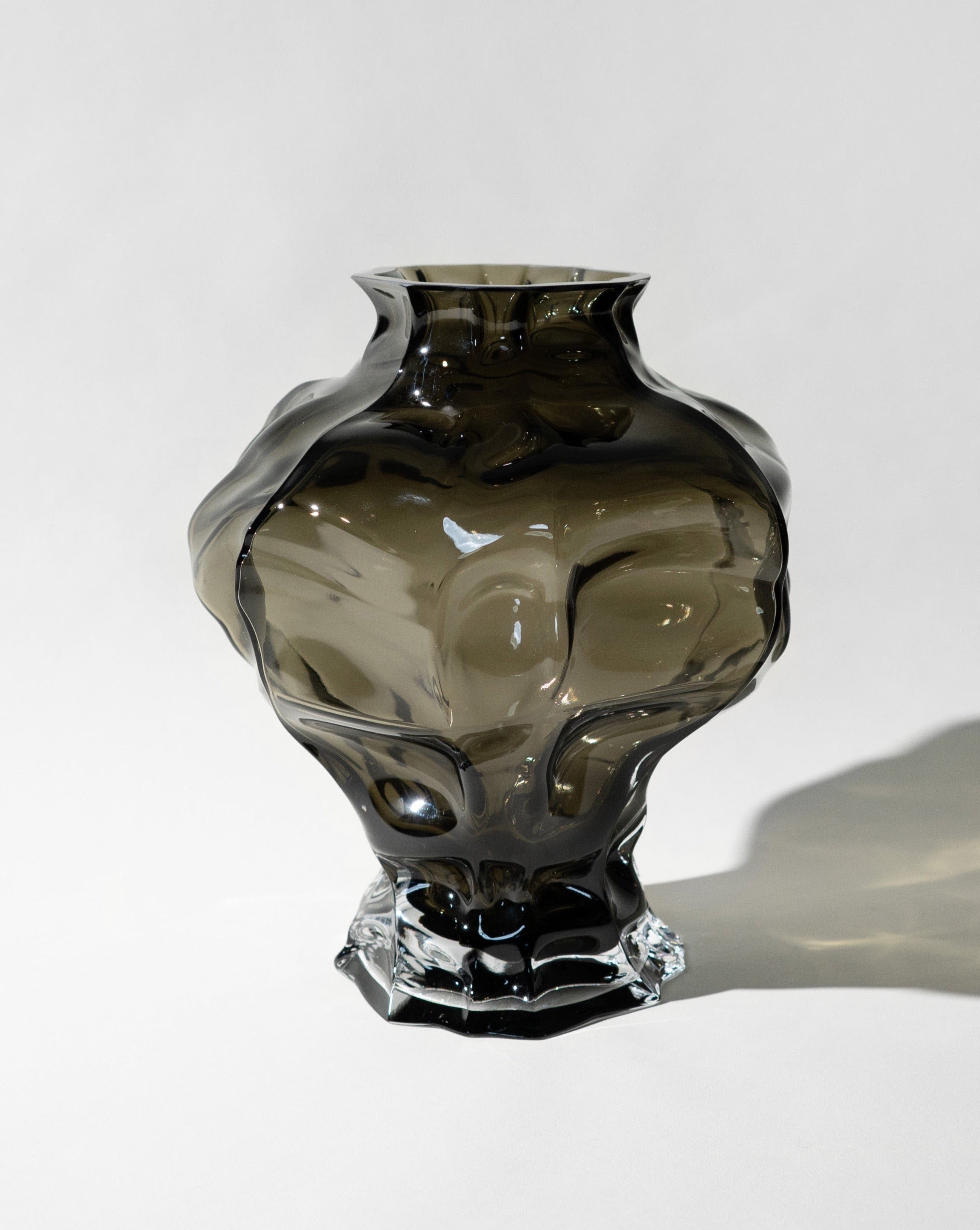 hein-studio-ammonit-vase-fum-verre-bouche-30cm image 1