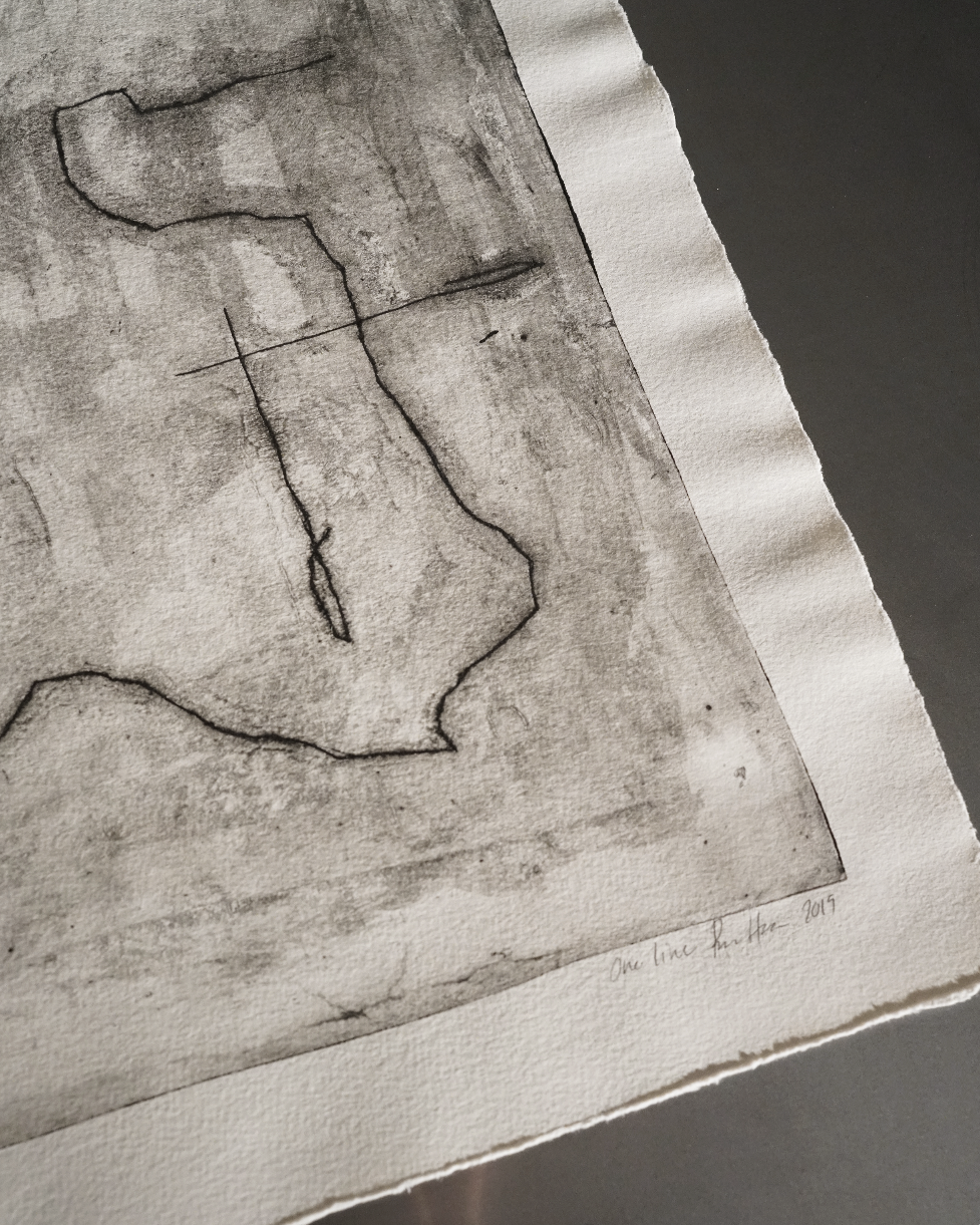 hein-studio-one-line-gravure-sign-e-pi-ce-unique image 2