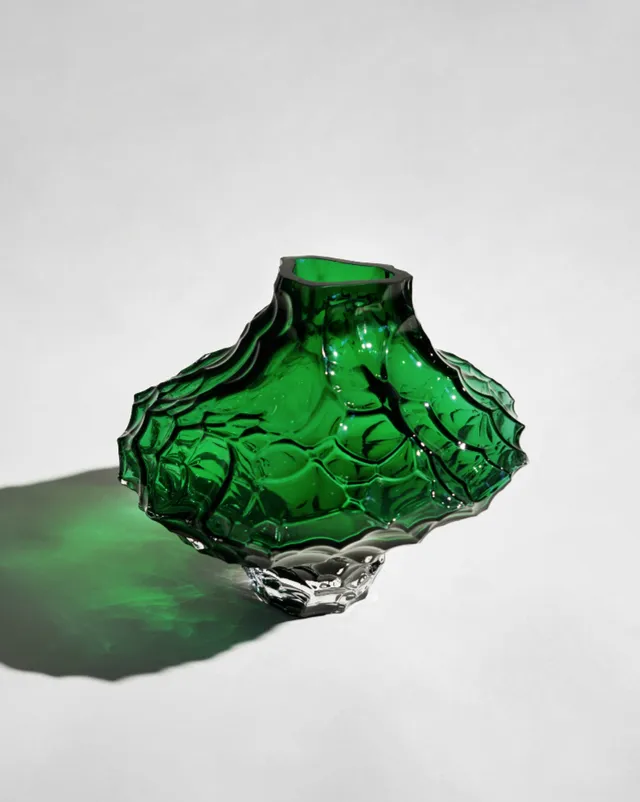hein-studio-canyon-vase-large-verre-vert-souffl-bouche image 1