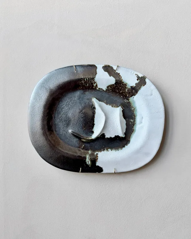 hein-studio-gh-10-assiette-murale-gr-s-26x22-cm-pi-ce-unique image 1