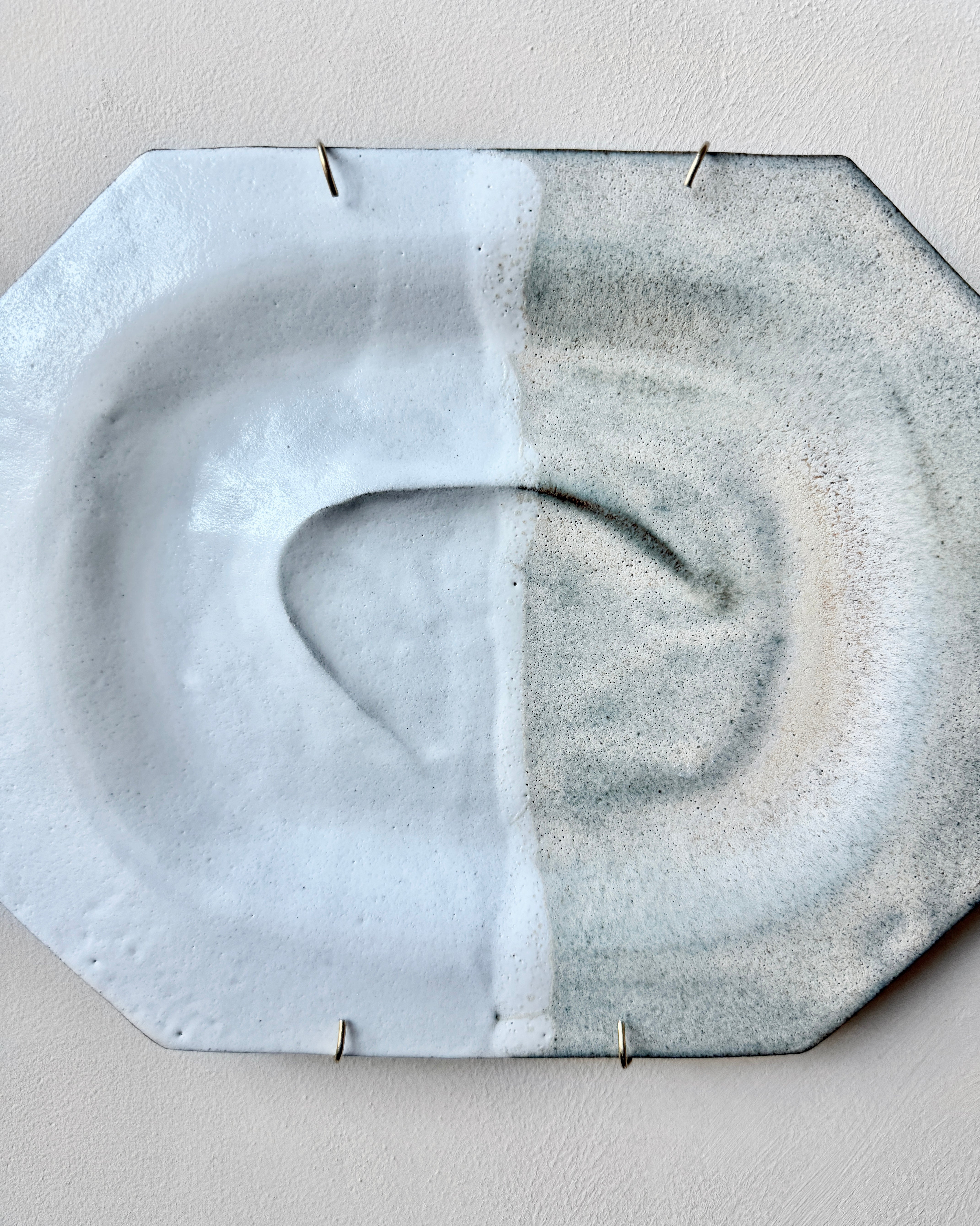 hein-studio-gh-08-assiette-murale-gr-s-pi-ce-unique image 3