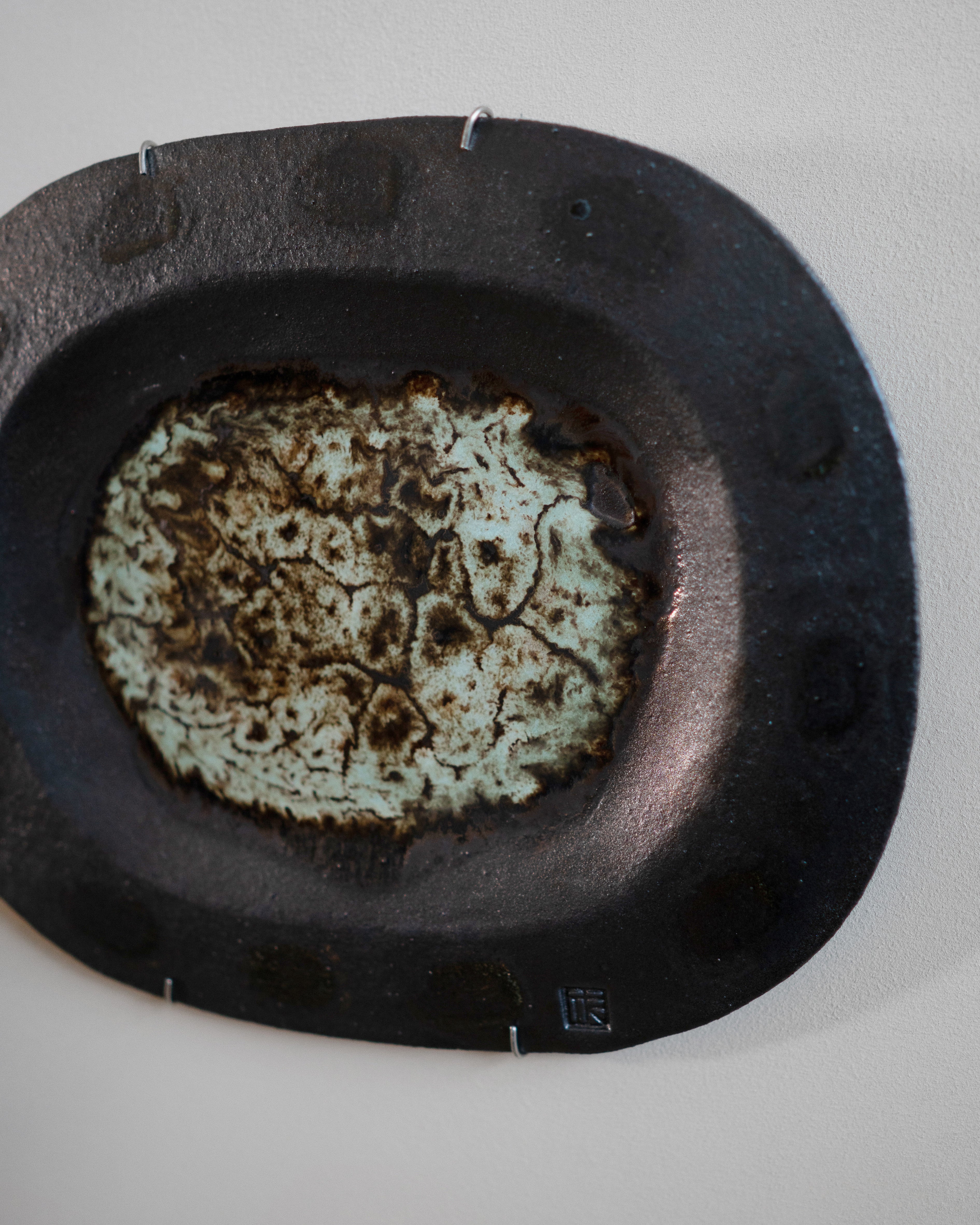 hein-studio-arts-assiette-murale-gr-s-26x22-cm-pi-ce-unique image 2