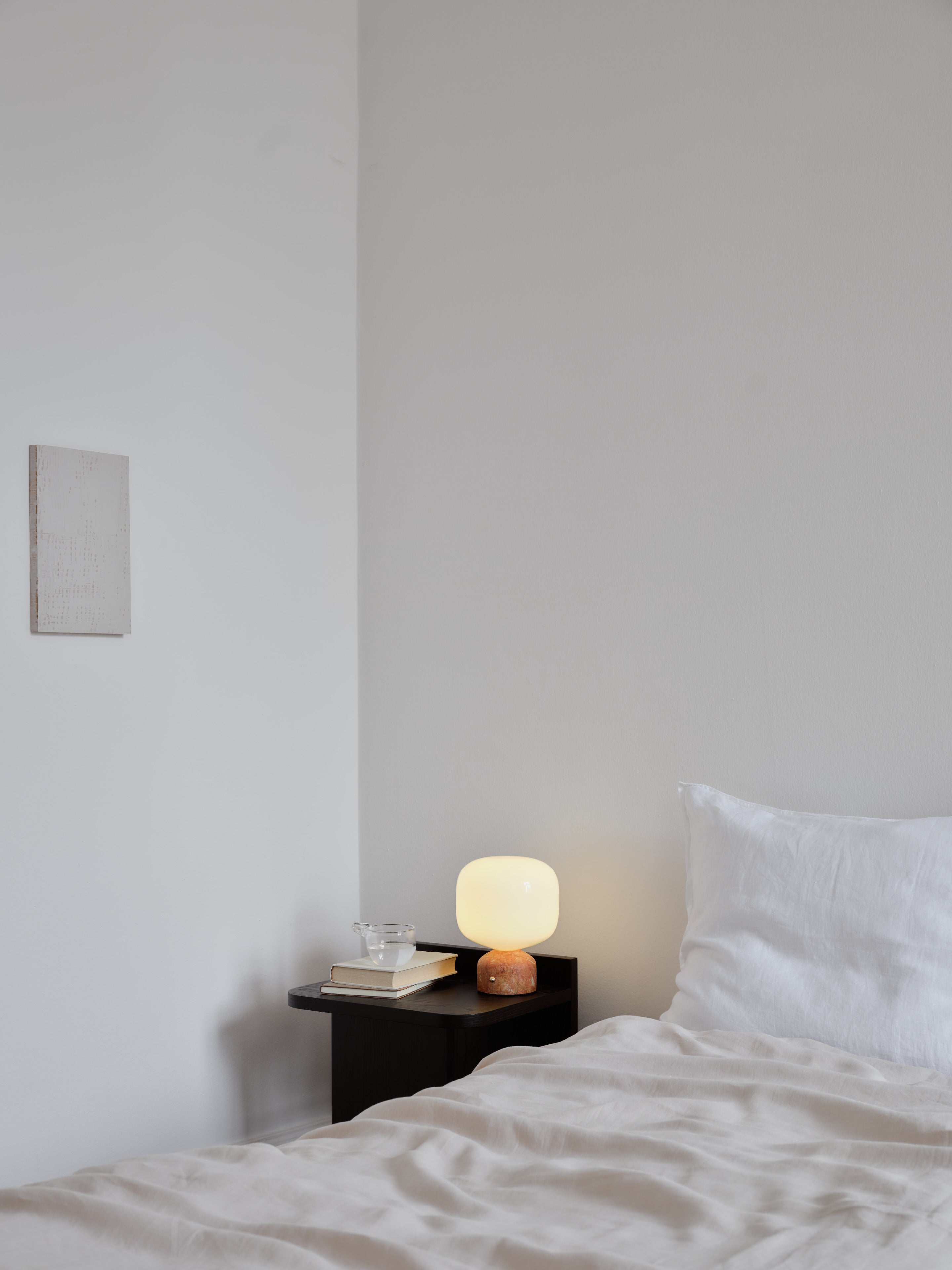 gejst-meemo-lampe-portable-marbre-rouge-ambr image 2