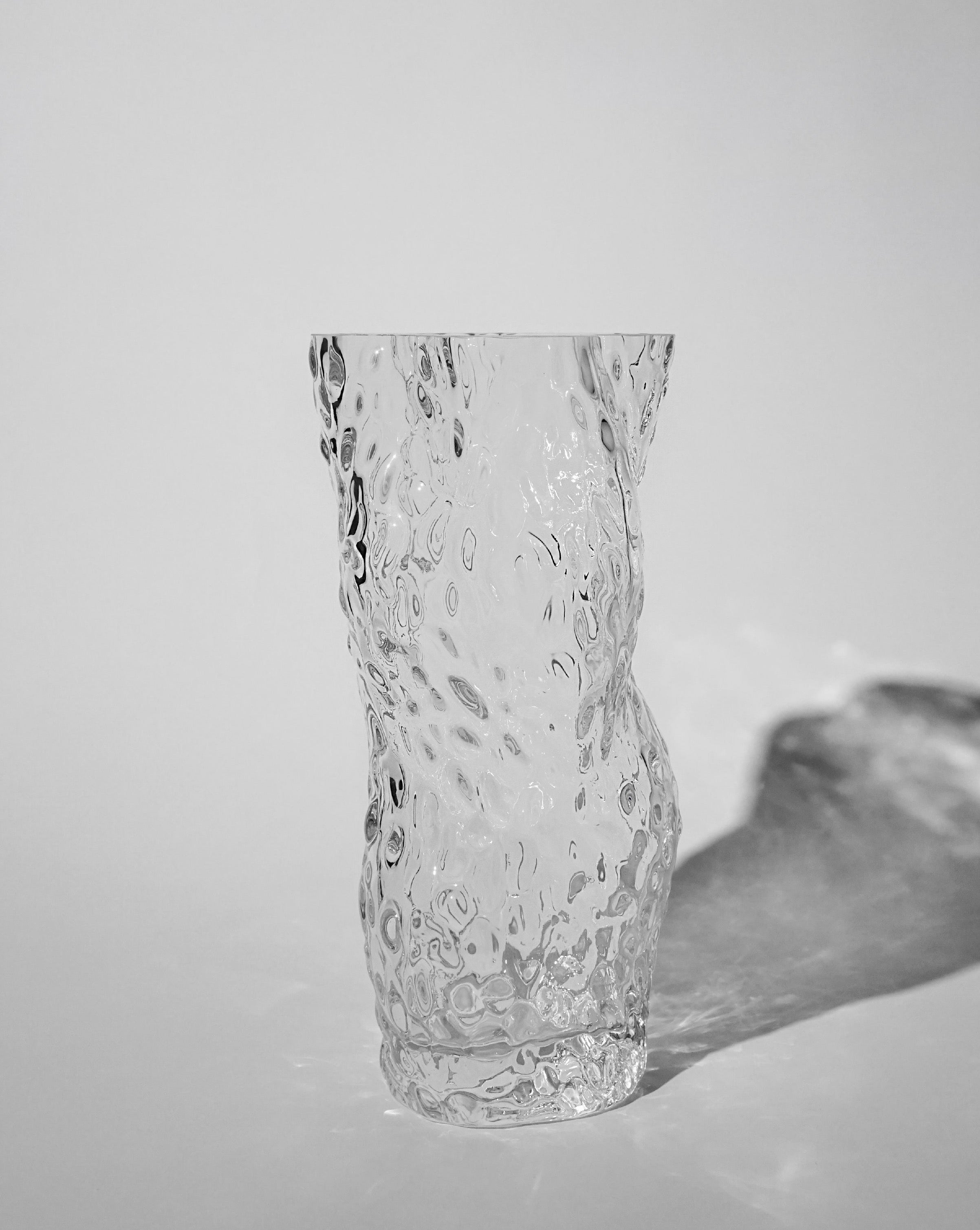 hein-studio-ostrea-vase-verre-transparent-30-cm image 1