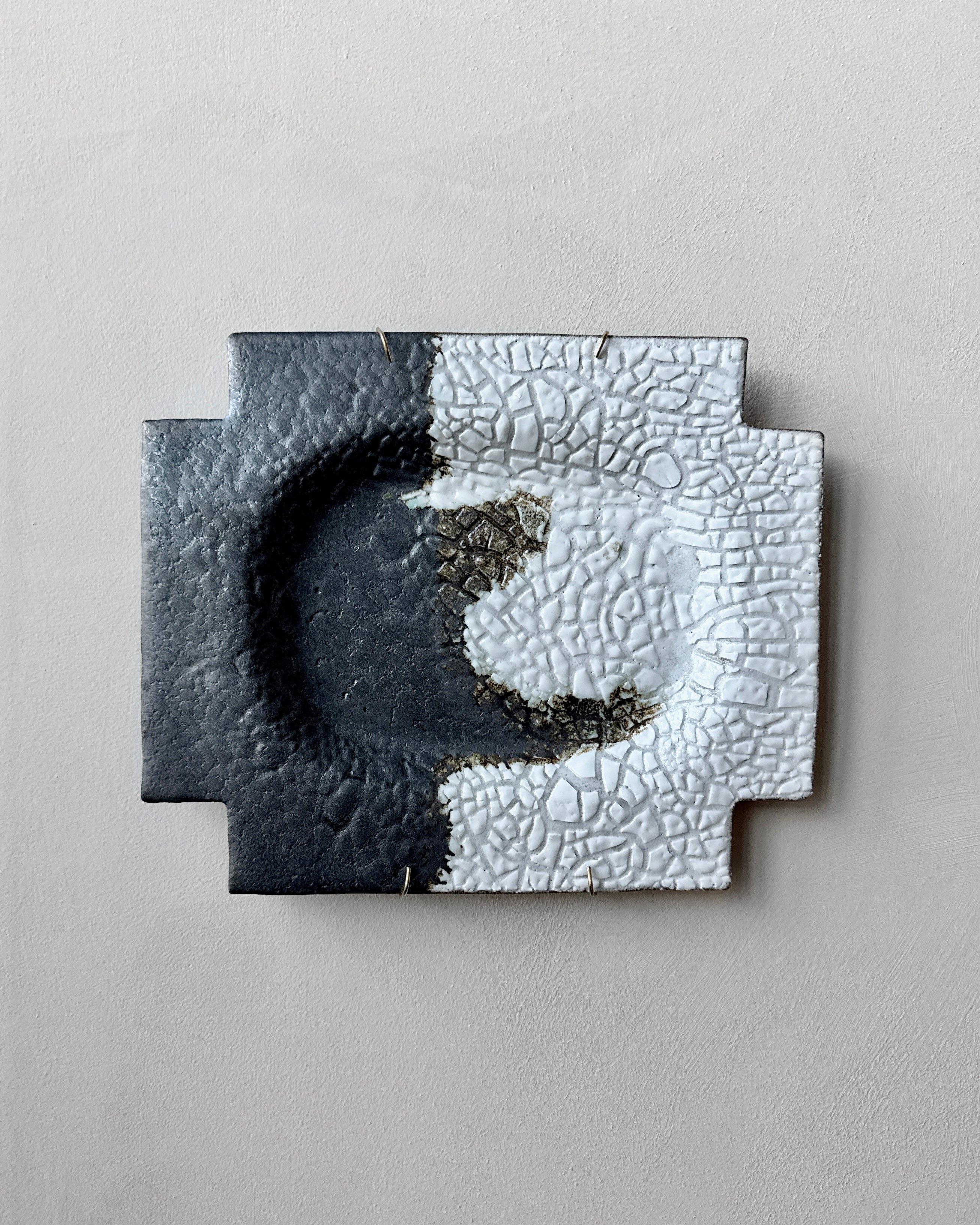 hein-studio-gh-19-assiette-murale-gr-s-pi-ce-unique image 1