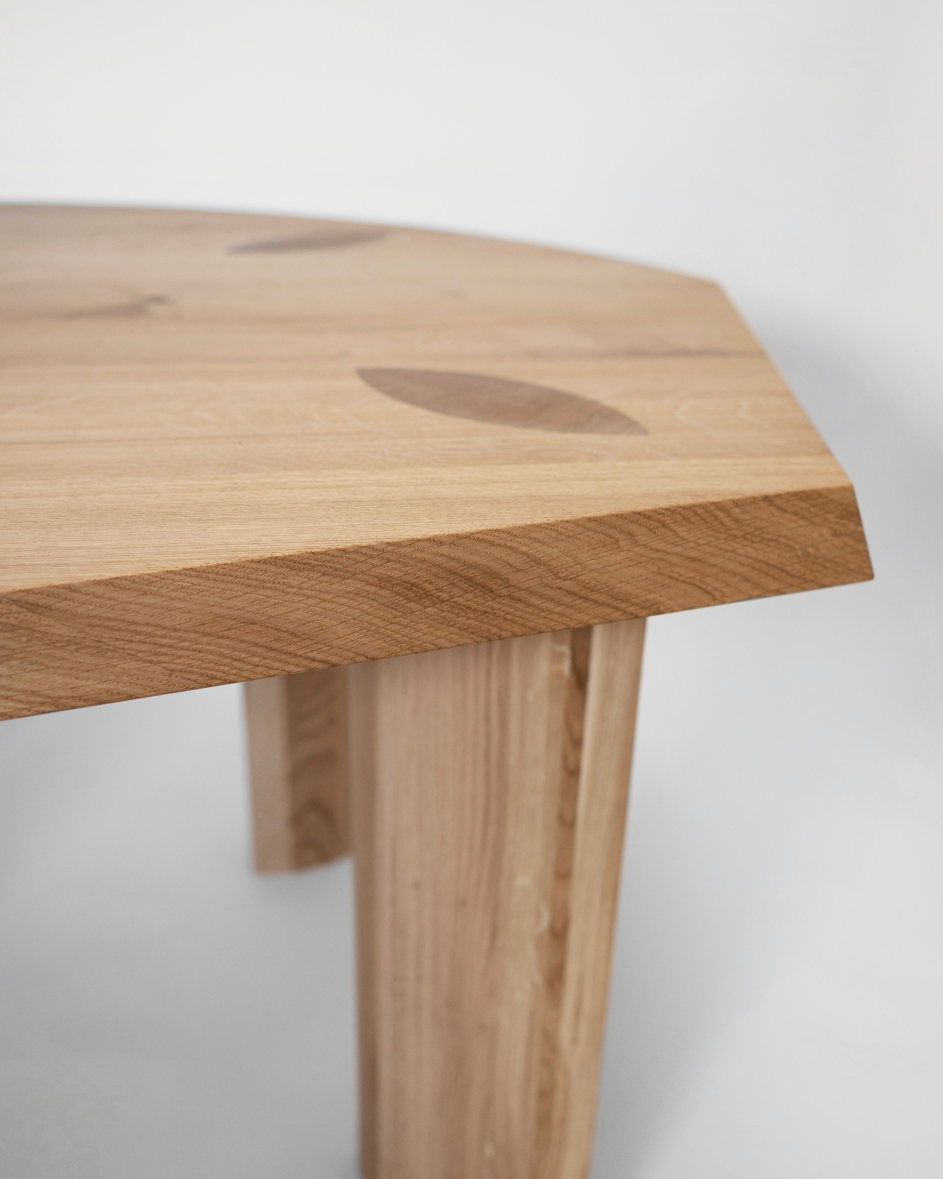 hein-studio-gilbert-edge-table-manger-ch-ne image 5
