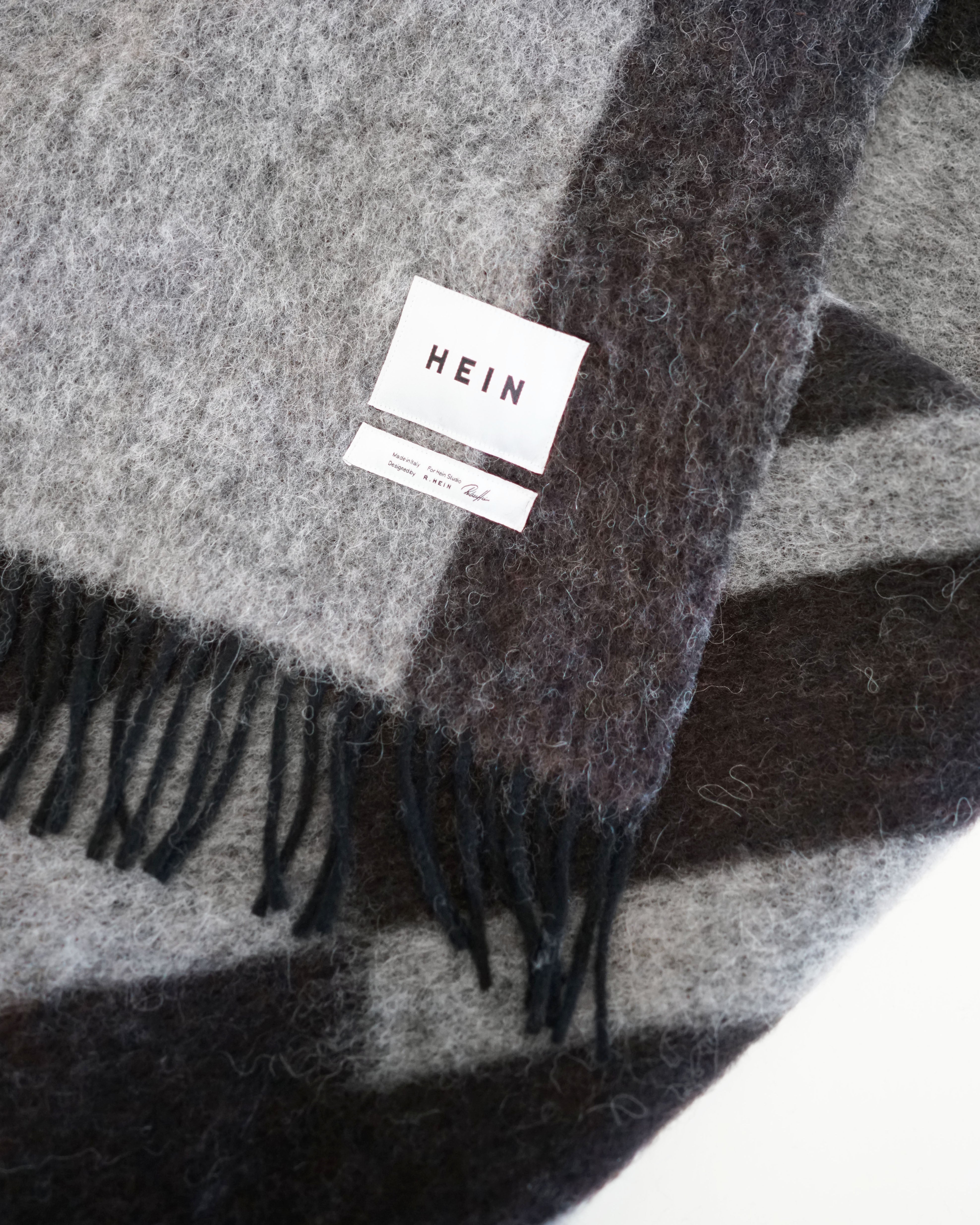 hein-studio-uma-plaid-140x180-marron-tissage-pais image 3