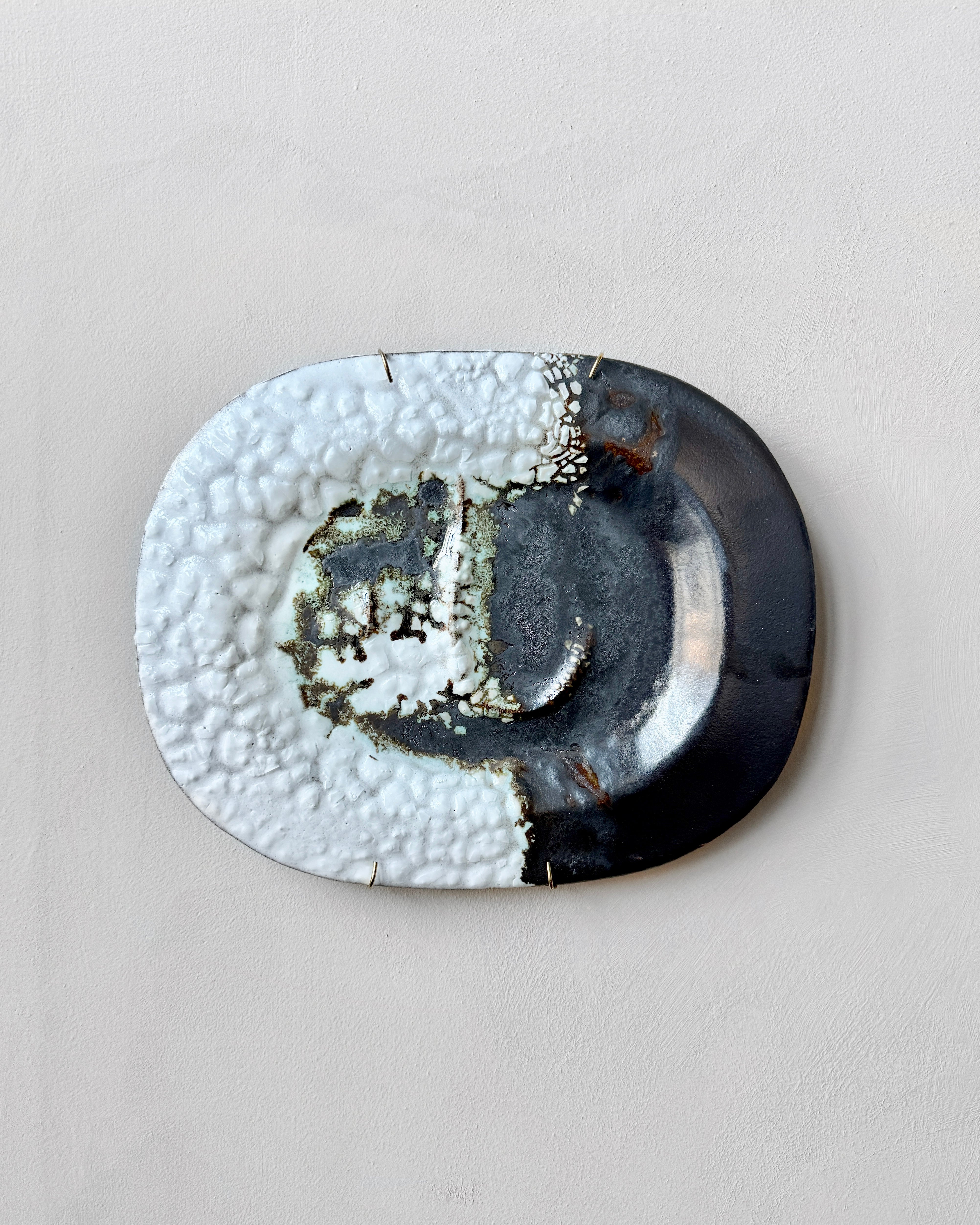 hein-studio-gh-14-assiette-murale-gr-s-26x22-cm image 1