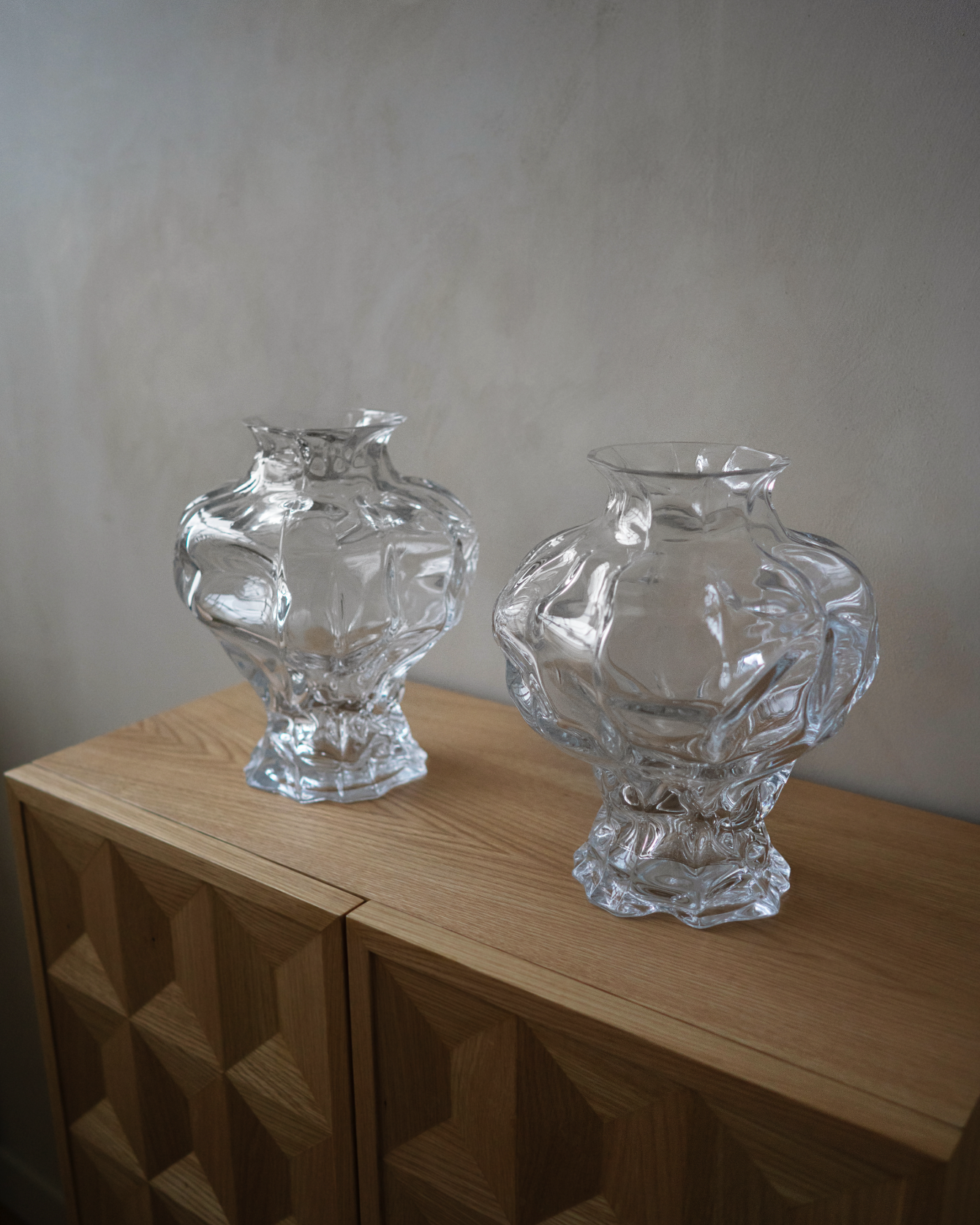 hein-studio-ammonit-vase-en-verre-transparent-h30 image 5