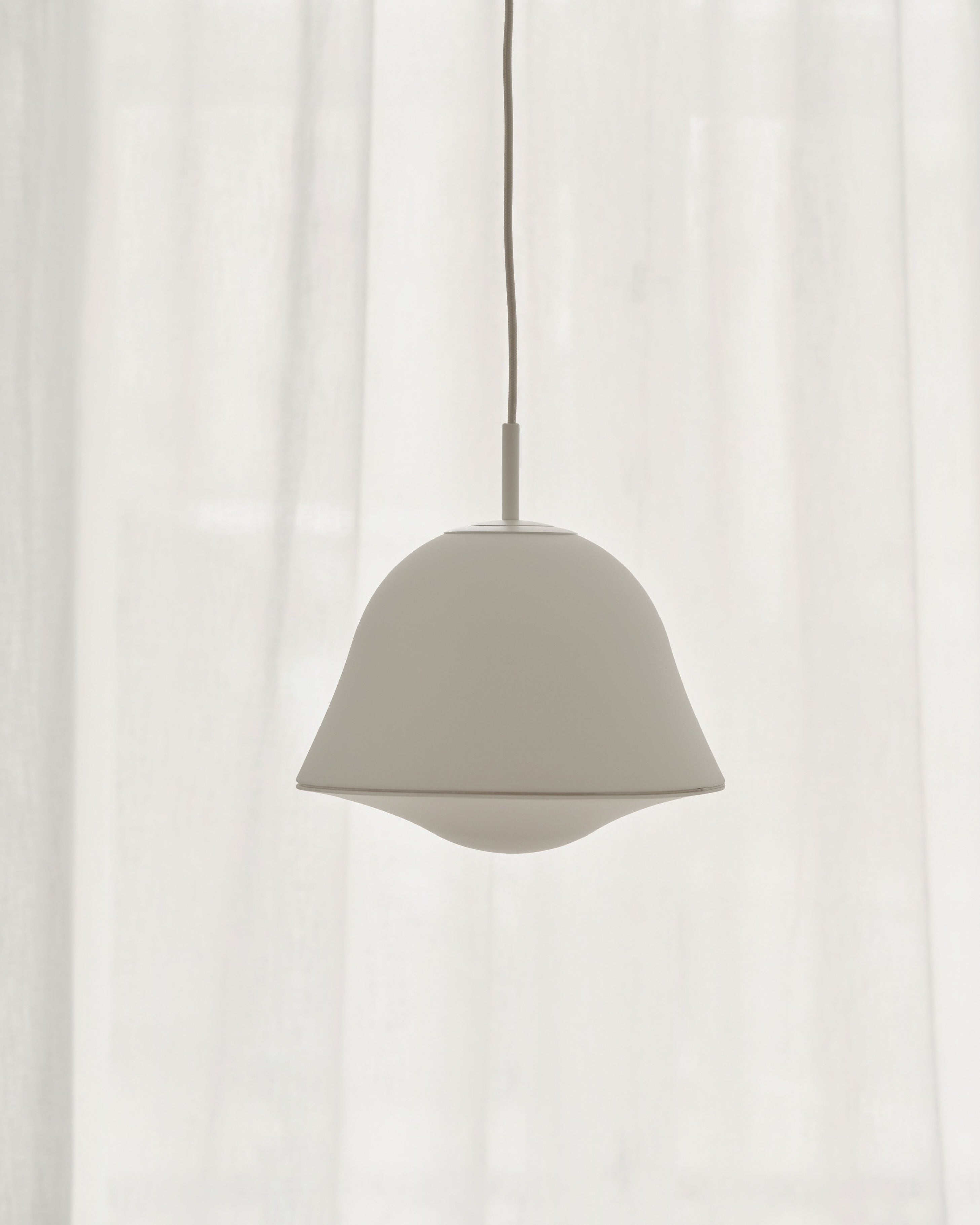 gejst-caly-suspension-tissu-blanc-luminaire-design image 4