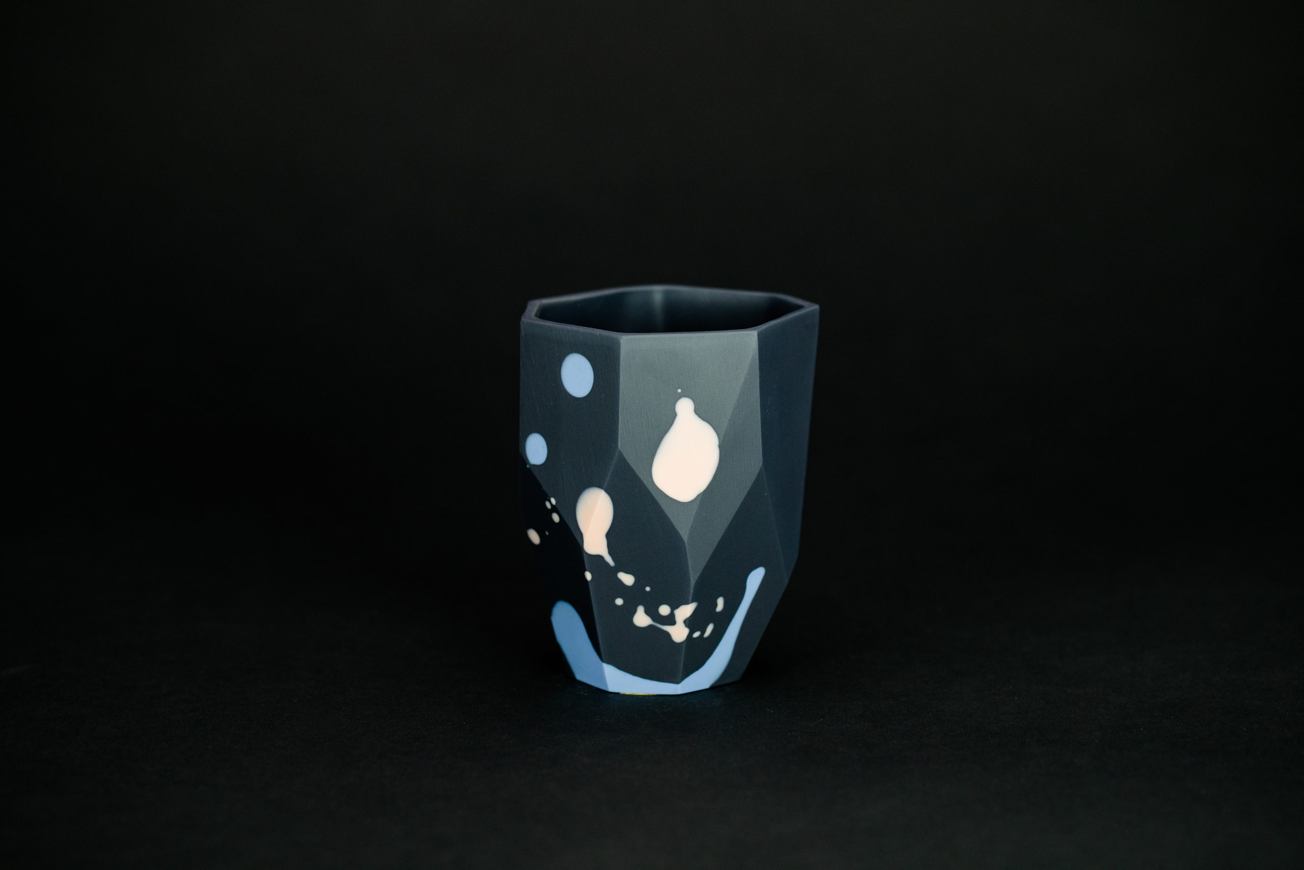 c-cile-charroy-kaolin-mug-porcelaine-artisanale-couleurs image 6