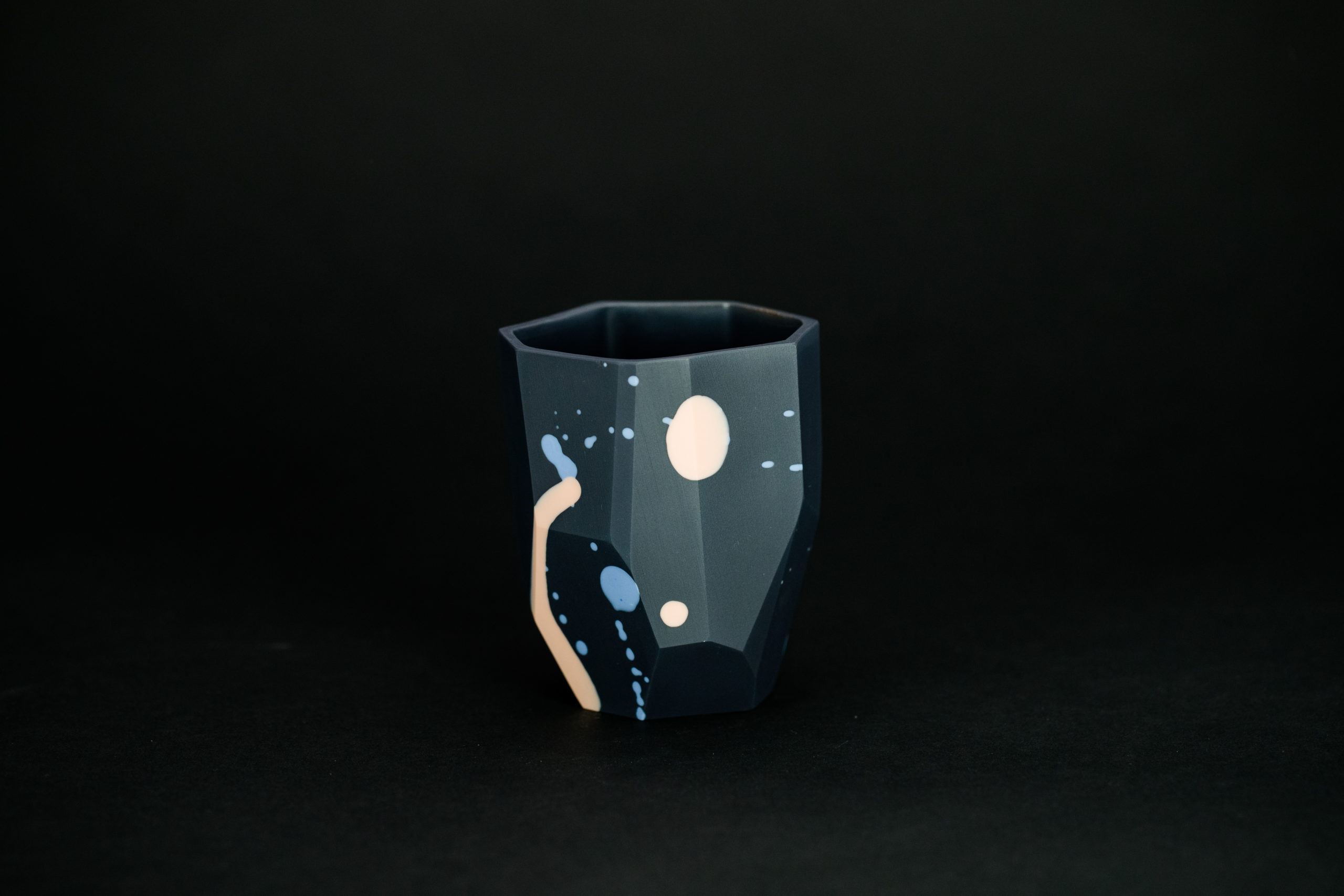 c-cile-charroy-kaolin-mug-porcelaine-artisanale-couleurs image 5