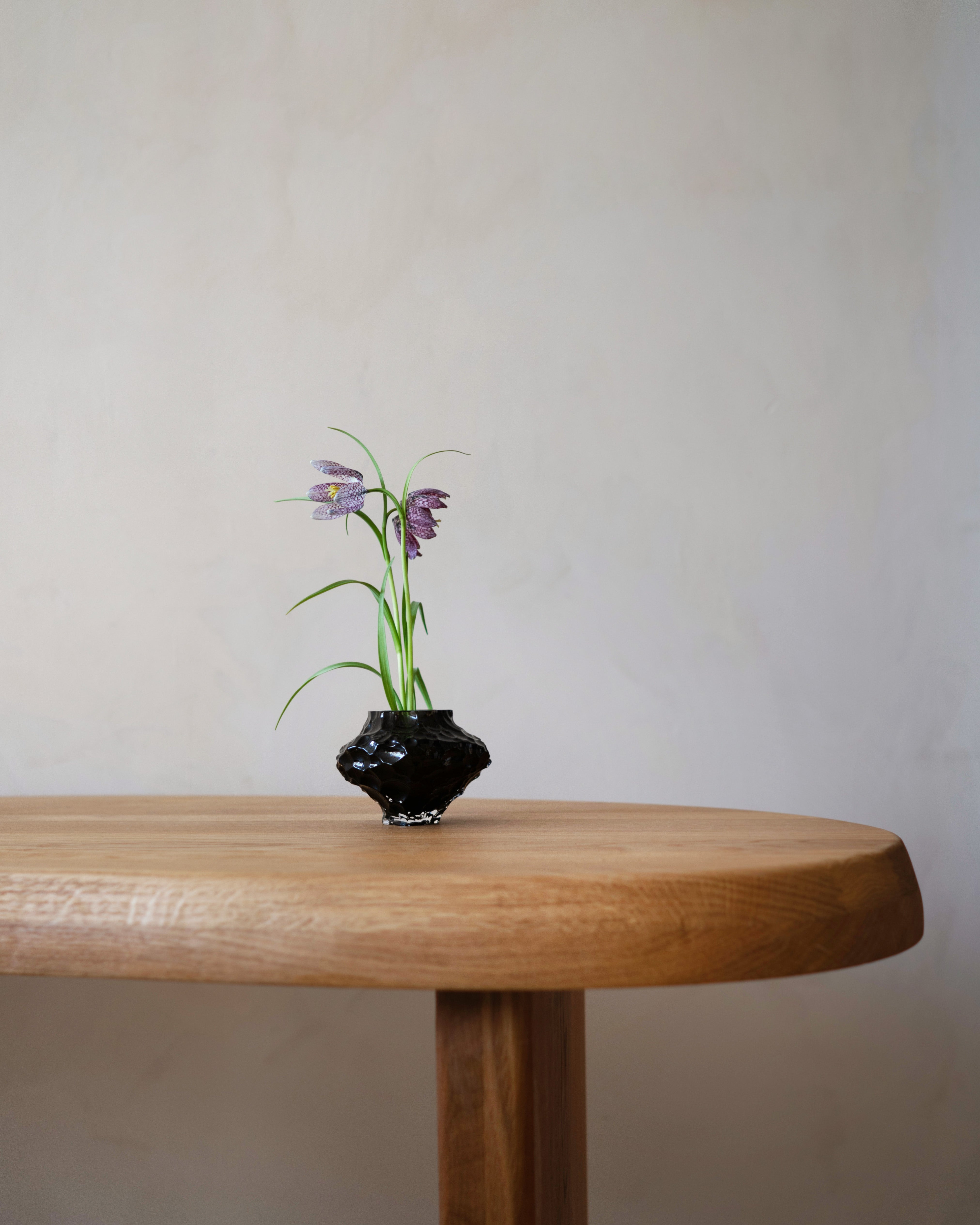 hein-studio-canyon-mini-vase-verre-new-smoke-8-cm image 3