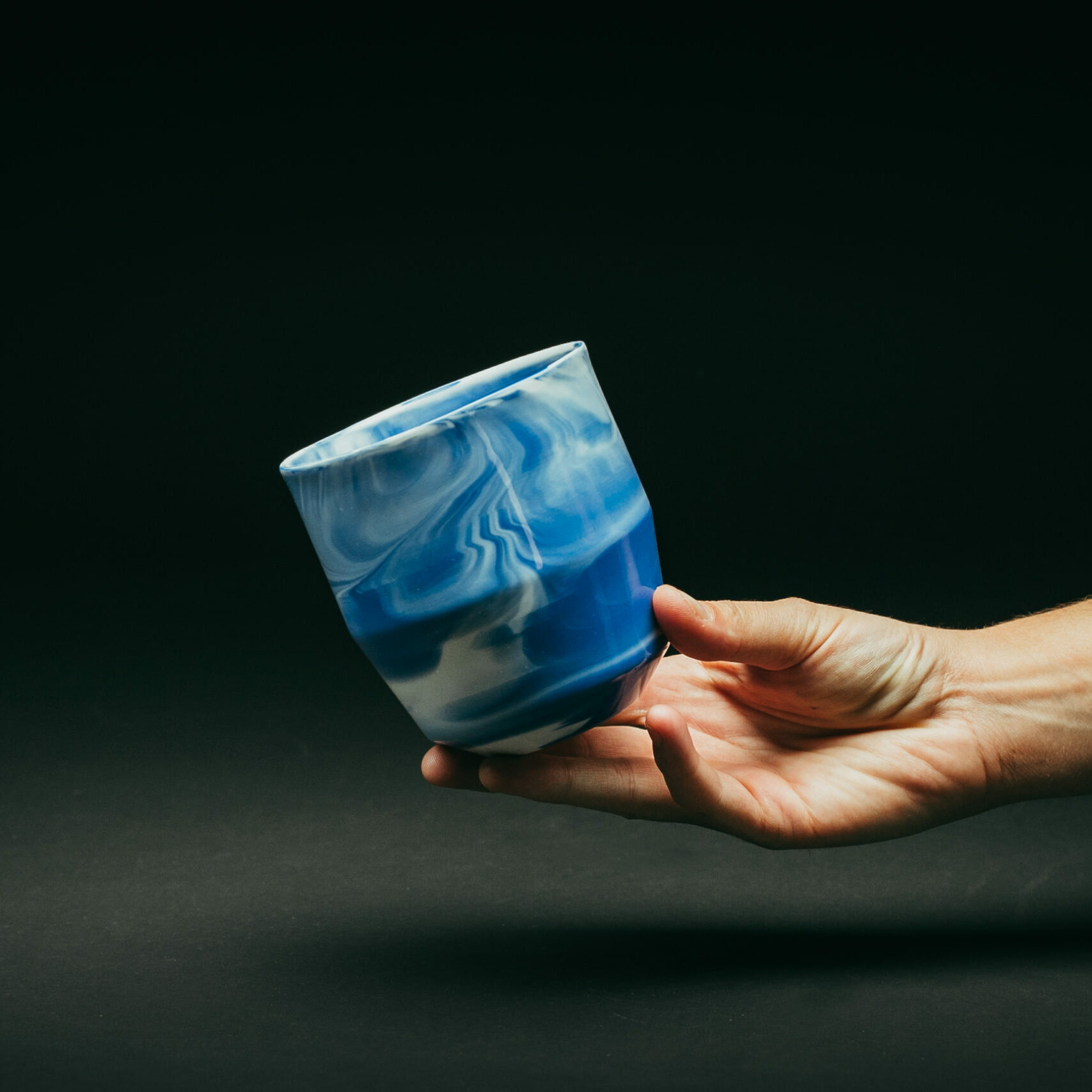 c-cile-charroy-dutch-mug-l-porcelaine-teint-e-masse image 4
