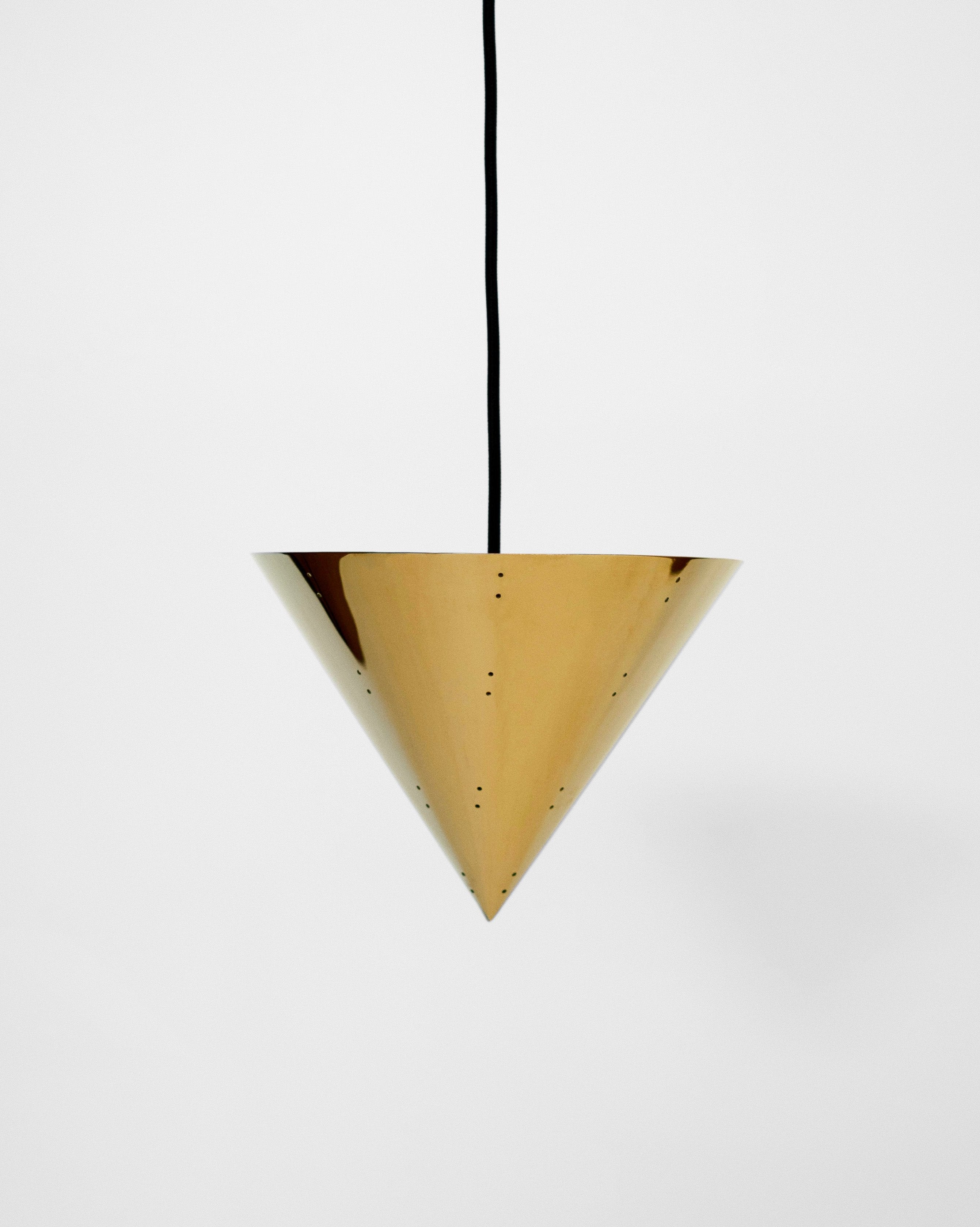 hein-studio-october-plafonnier-laiton-poli-e14 image 1