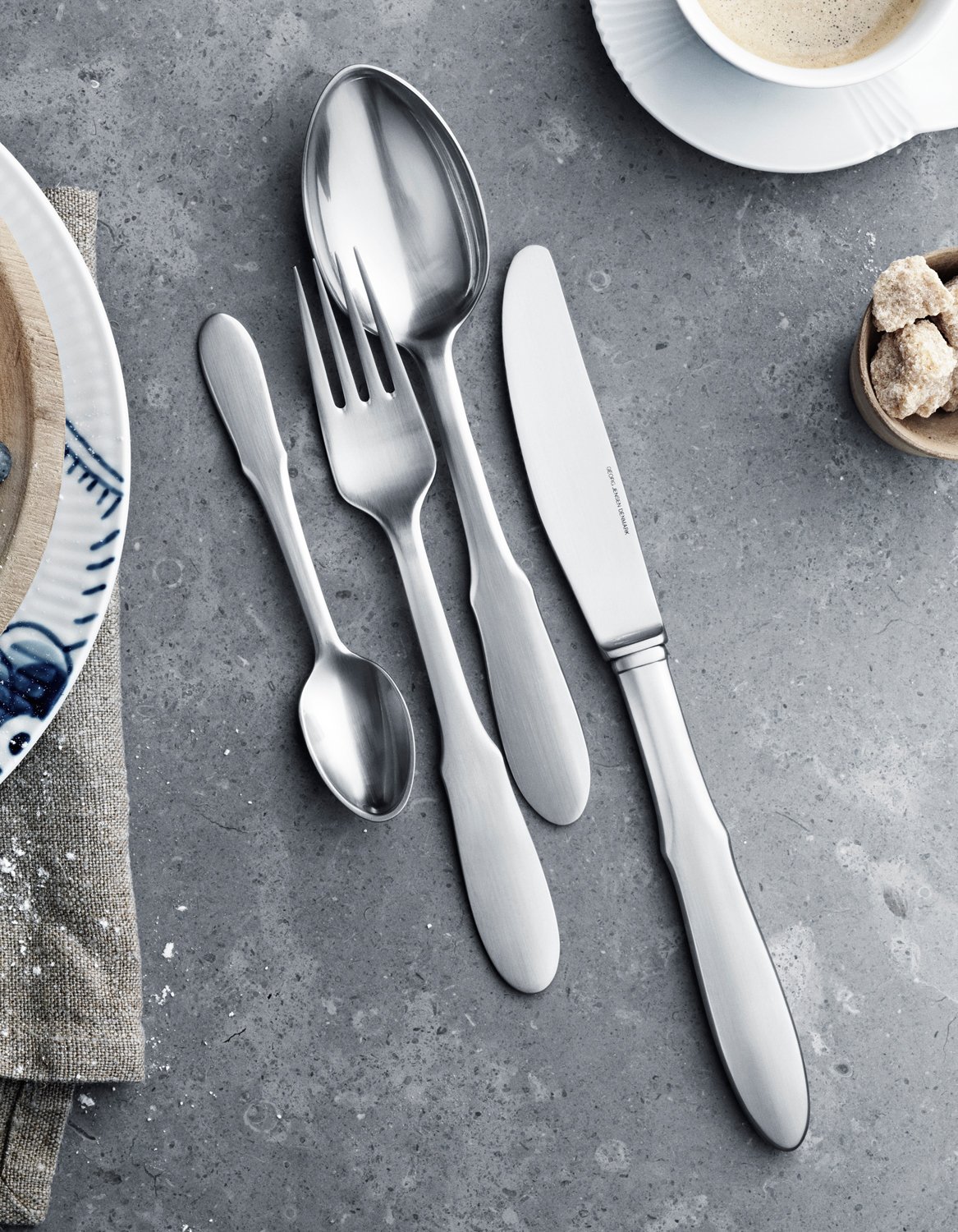 georg-jensen-mitra-couteau-inox-mat-26-7-cm image 2