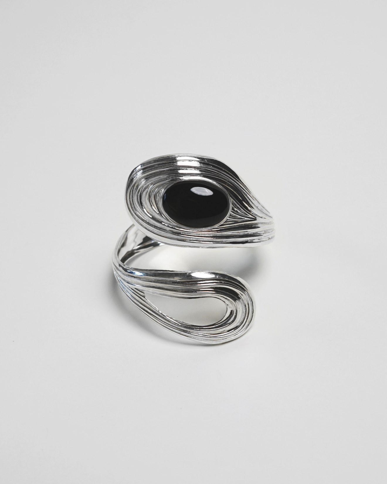 hein-studio-de-la-mer-bracelet-spirale-onyx-noir image 1