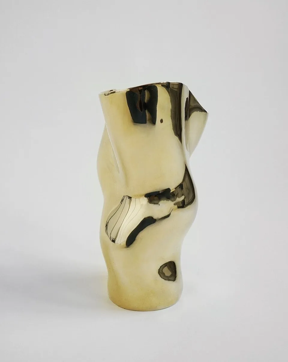 hein-studio-ostrea-25-vase-laiton-massif-25-cm-poli-main image 1