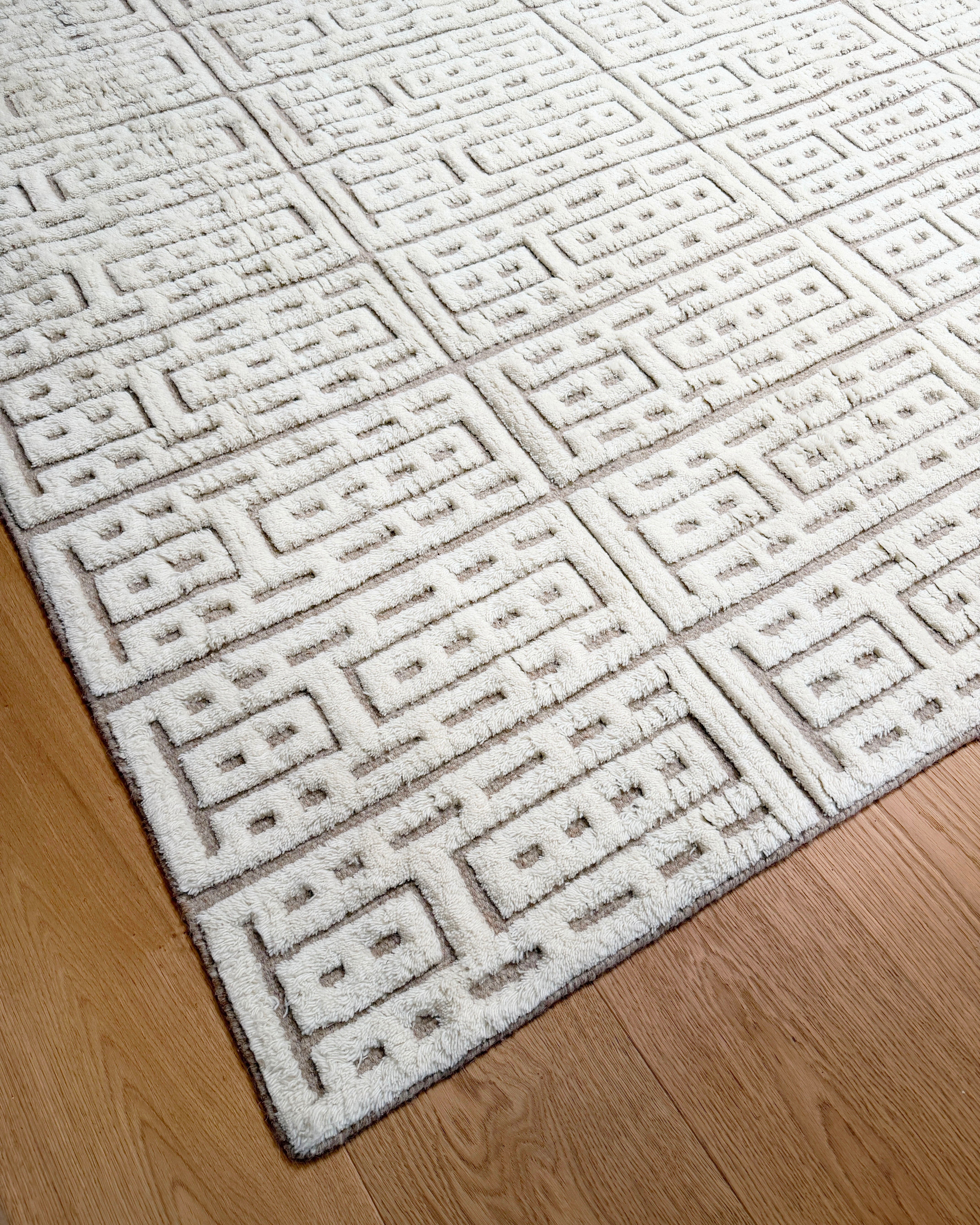 hein-studio-leonora-tapis-laine-136x172-cru-sable image 3
