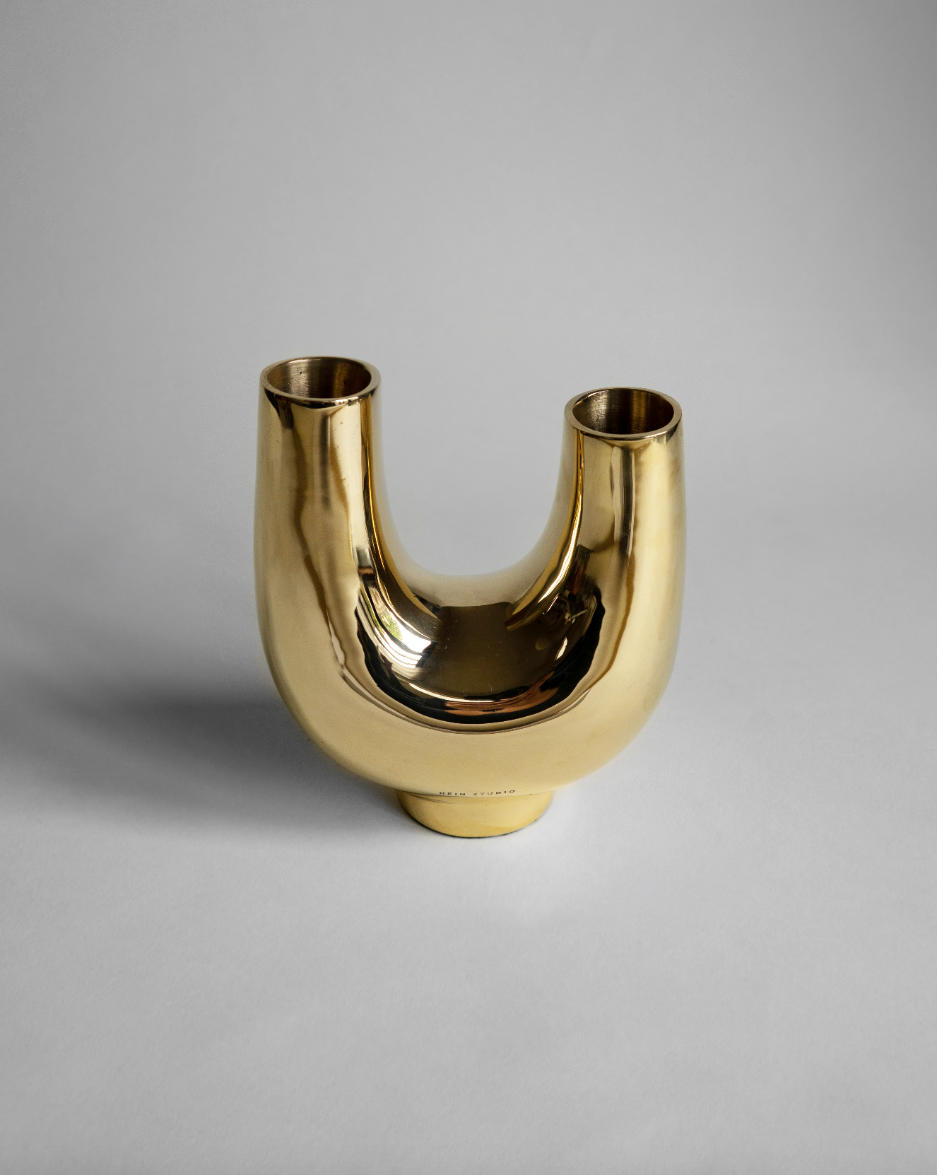 hein-studio-kazumi-vase-laiton-poli-19-5-cm image 4