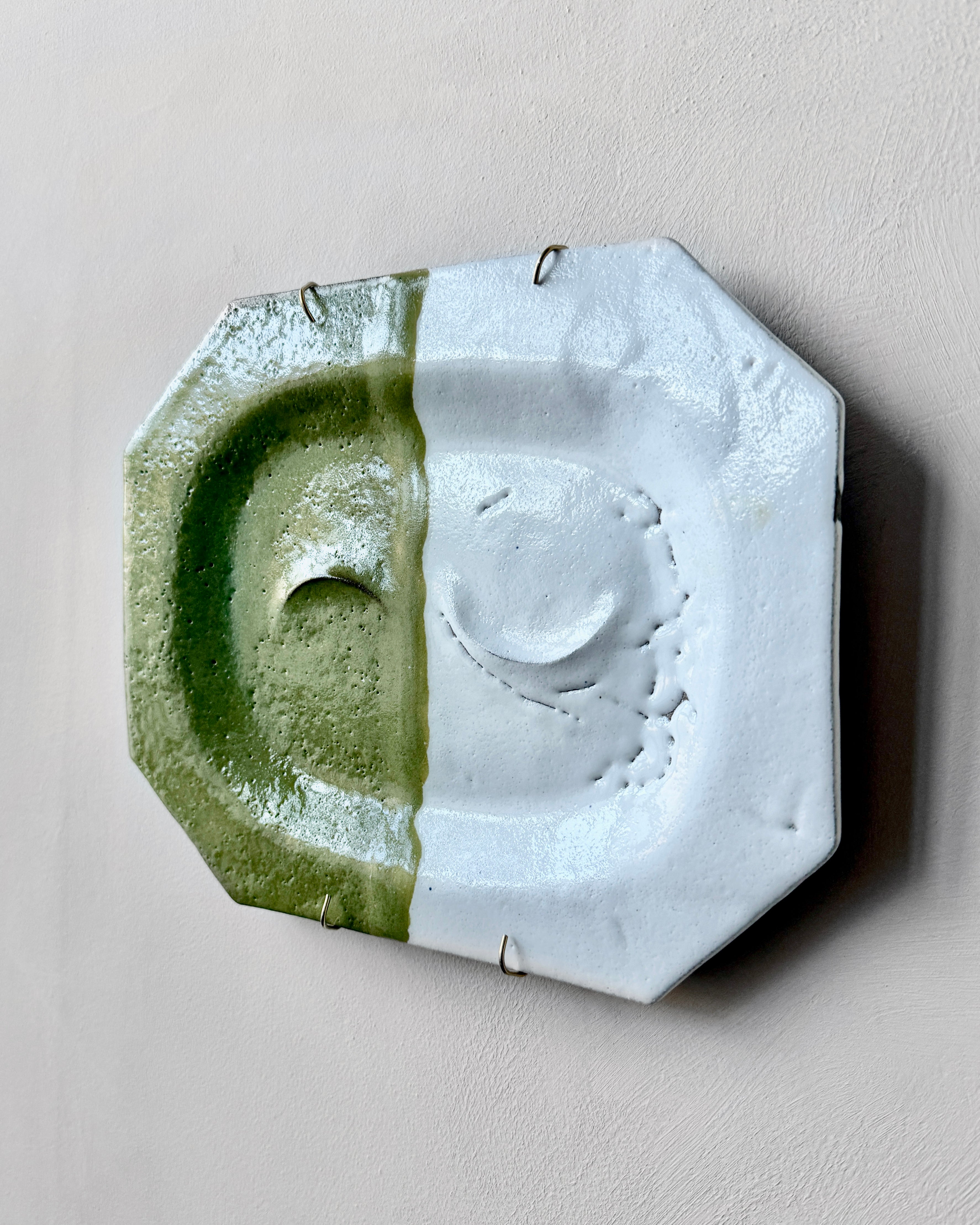 hein-studio-gh-11-assiette-murale-gr-s-pi-ce-unique image 2