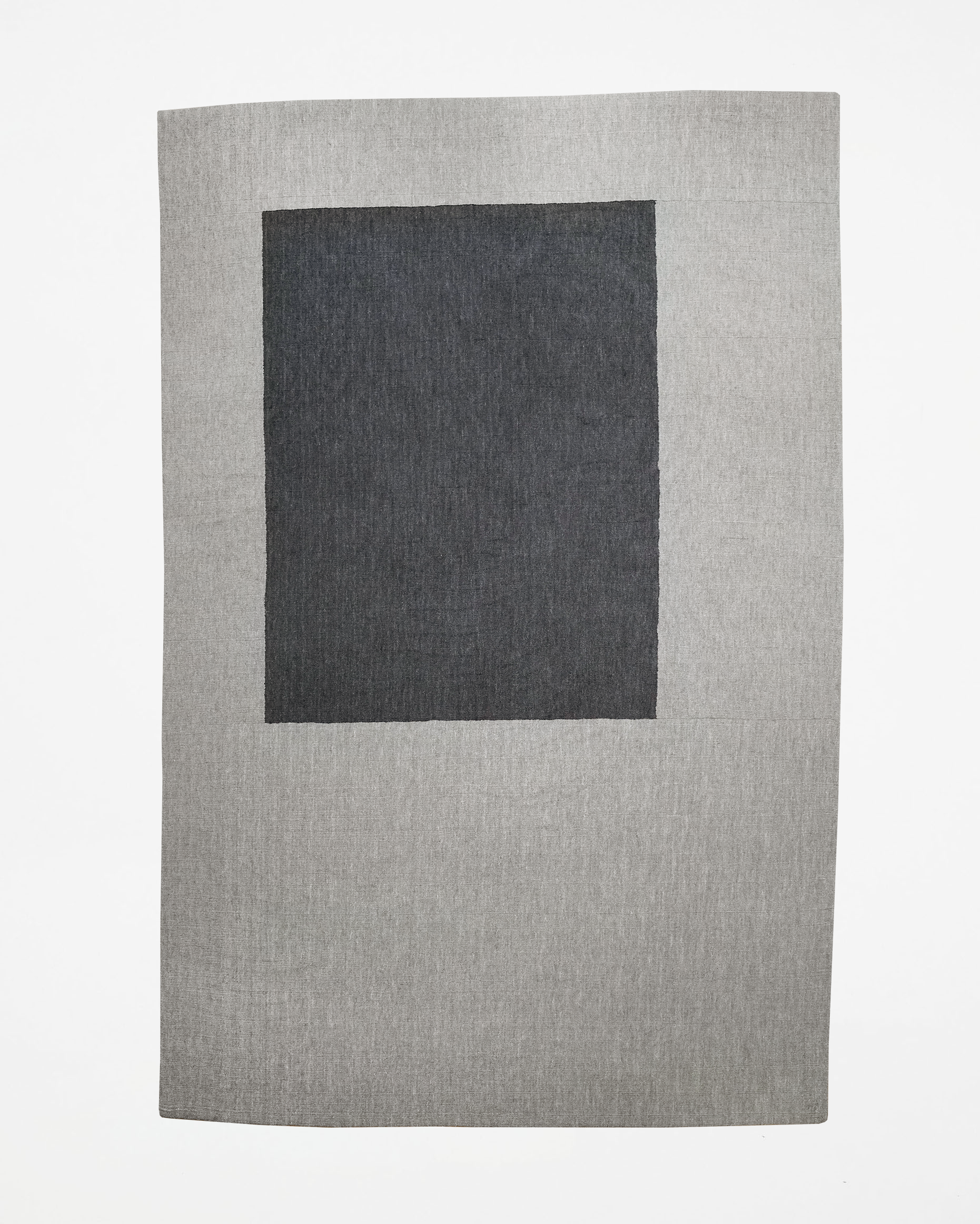 hein-studio-ella-tapis-laine-250x350-marron-noir-sable image 1