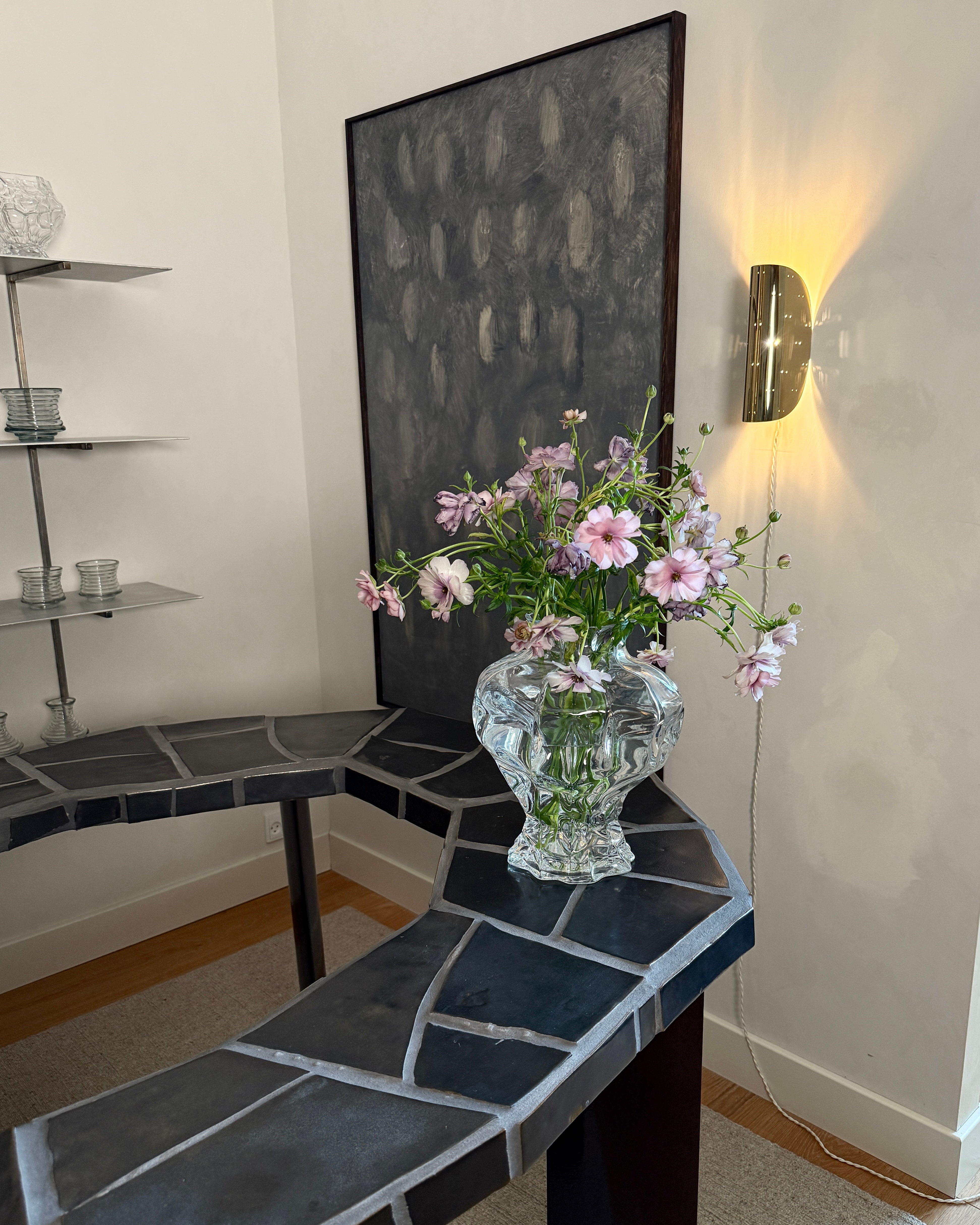 hein-studio-ammonit-vase-en-verre-transparent-h30 image 3