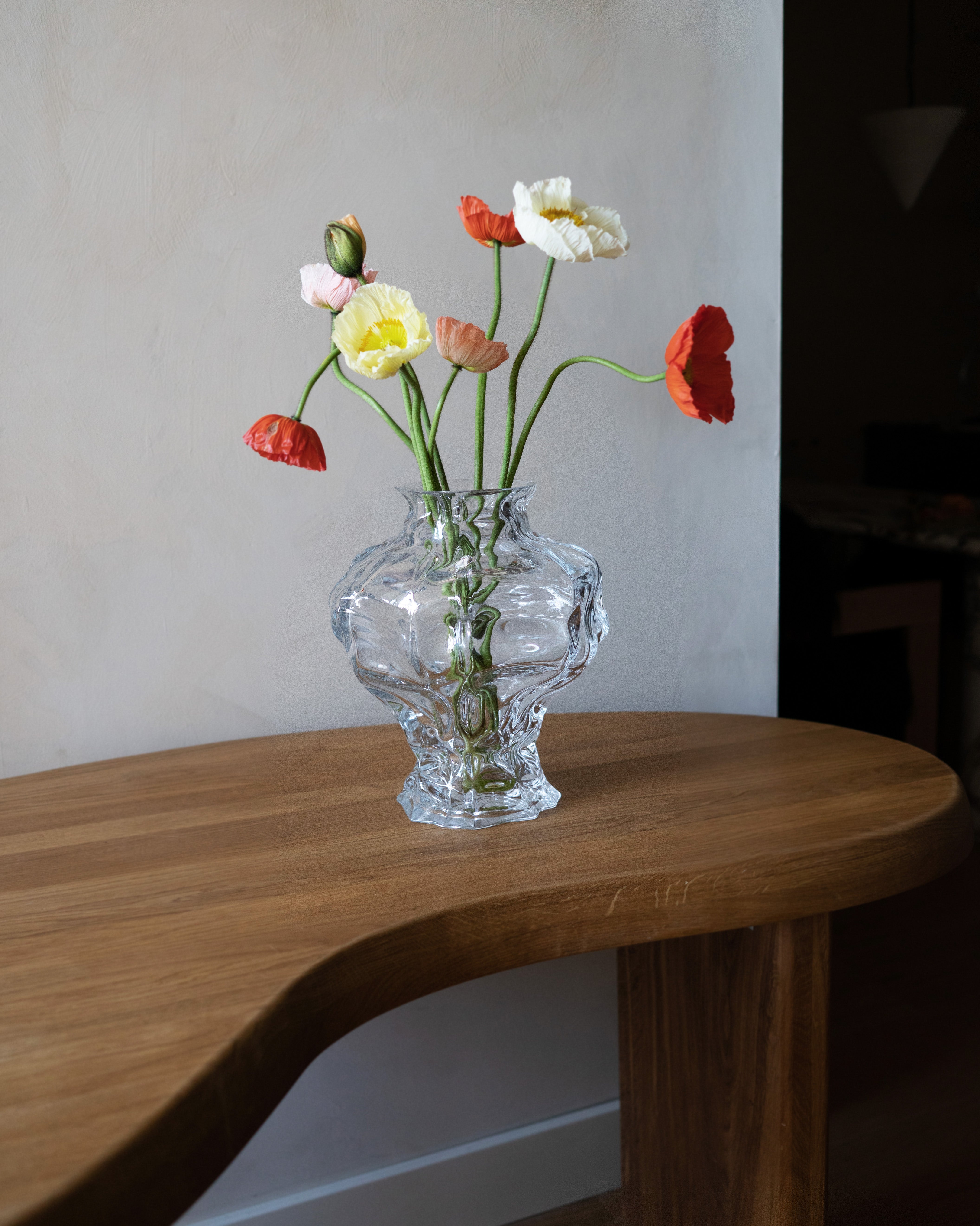 hein-studio-ammonit-vase-en-verre-transparent-h30 image 8